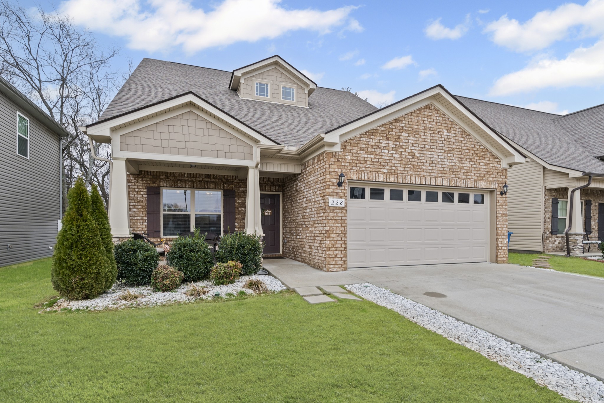 228 Eusa Cantrell Ln