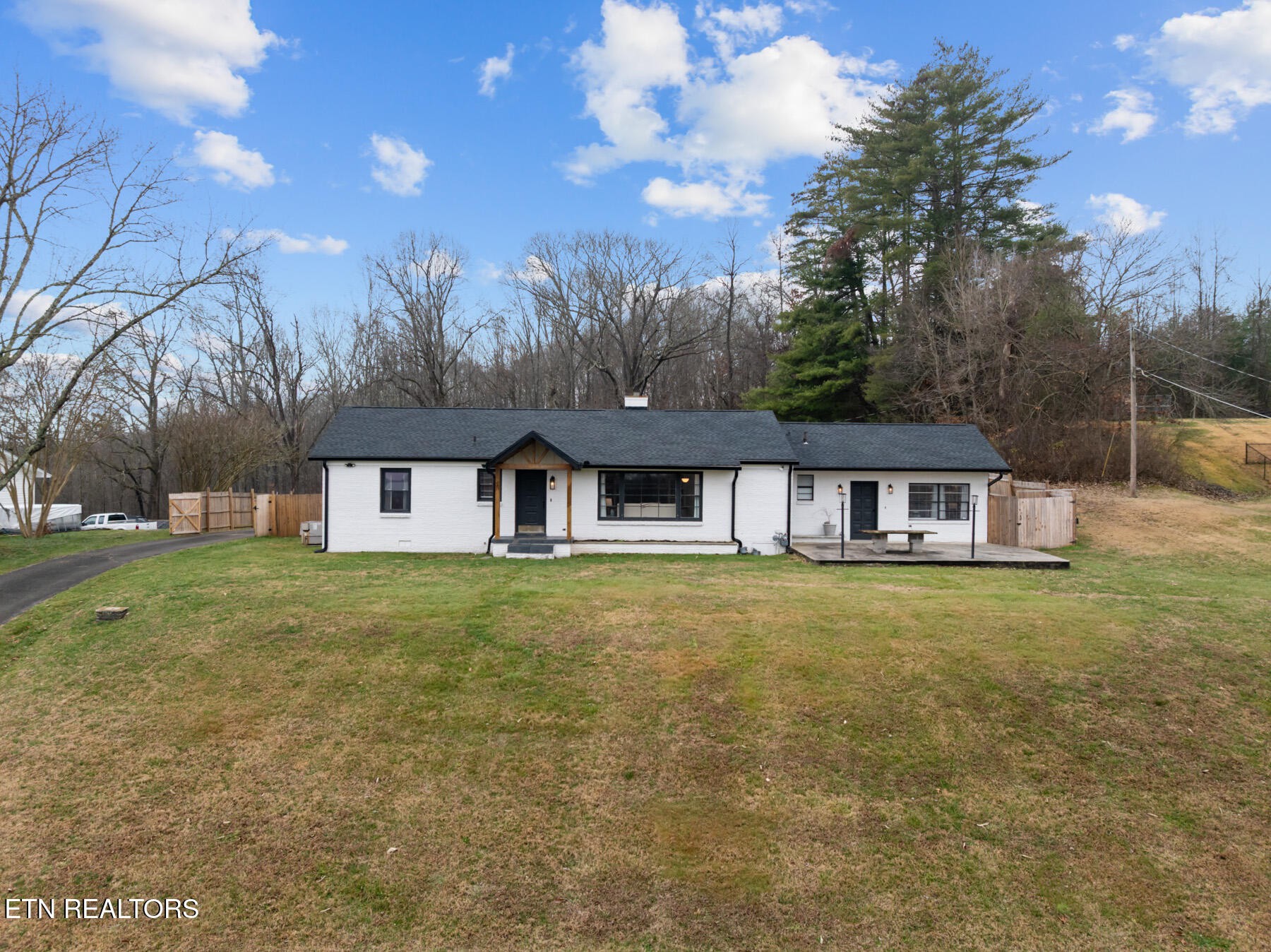 448 Woolsey Rd