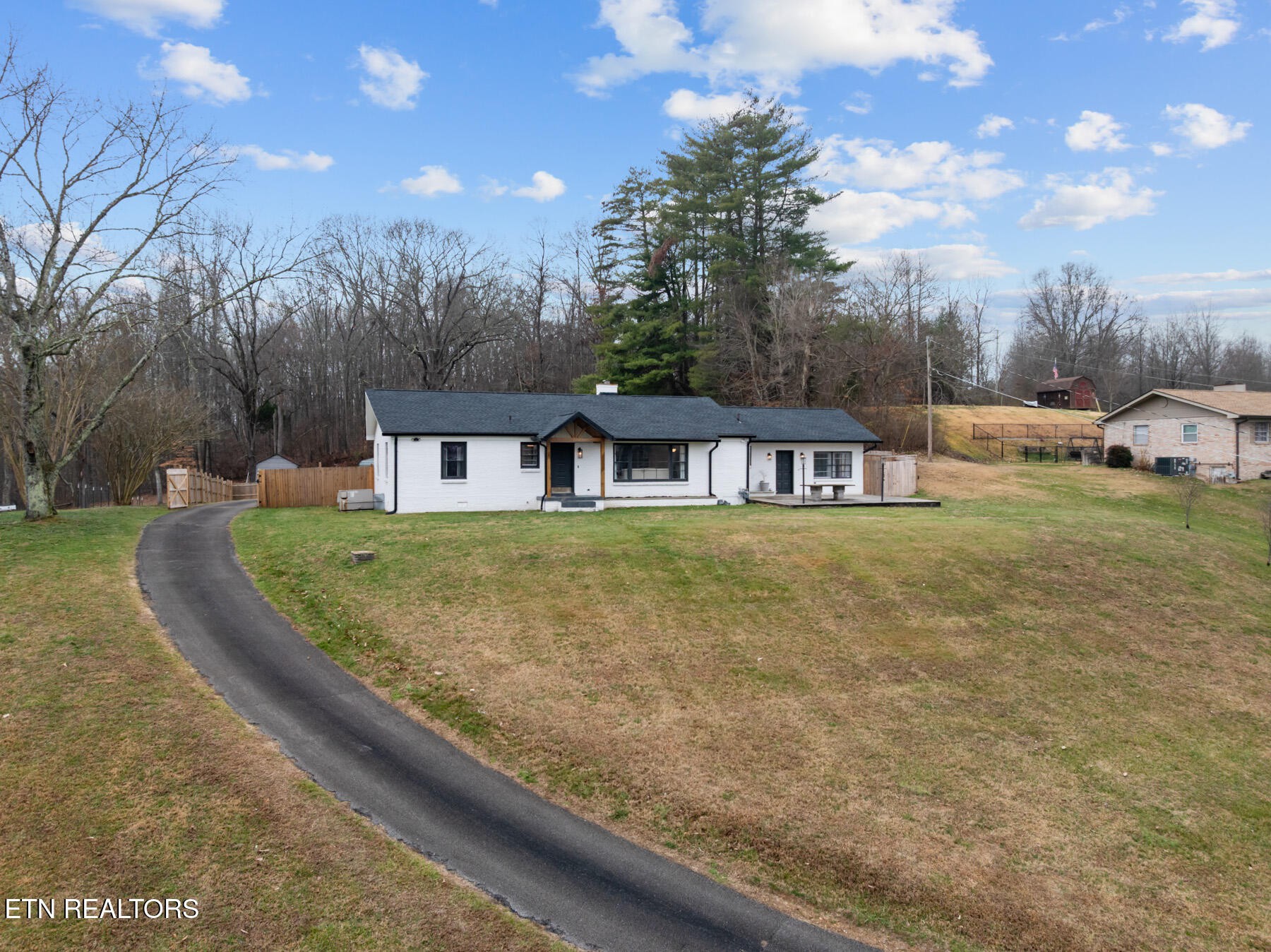 448 Woolsey Rd