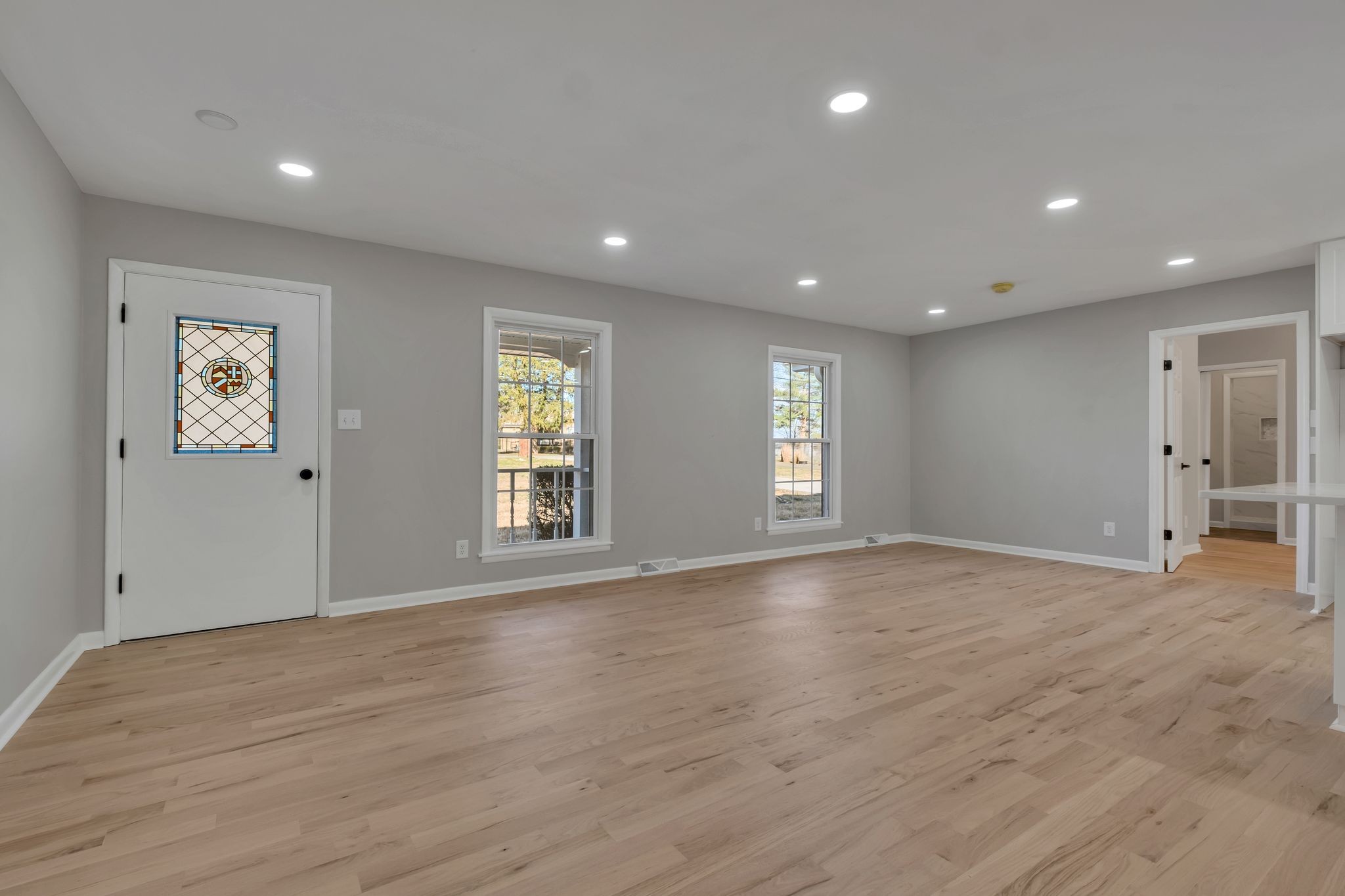 550 Drifting Cir, W