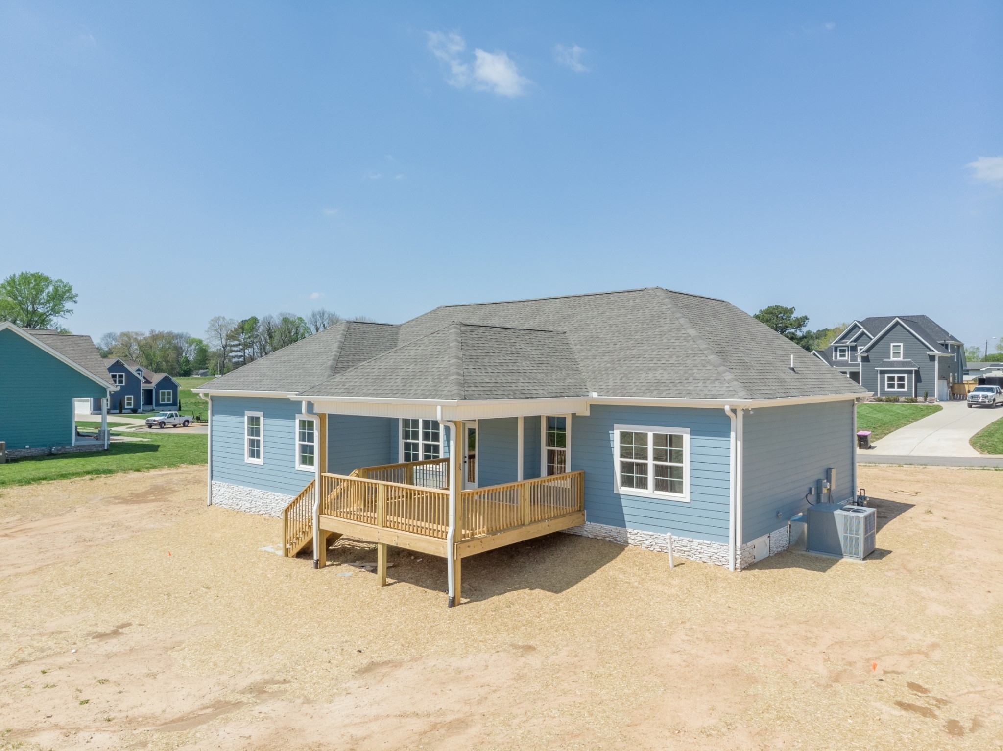 2060 Beverly Ct