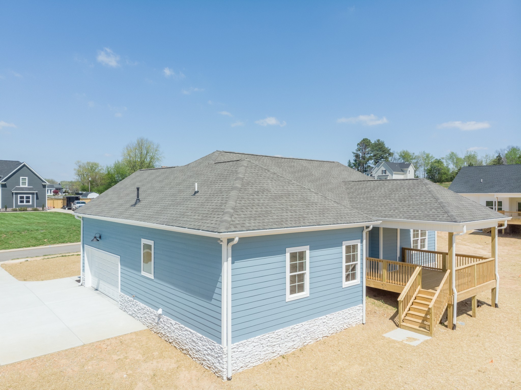 2060 Beverly Ct