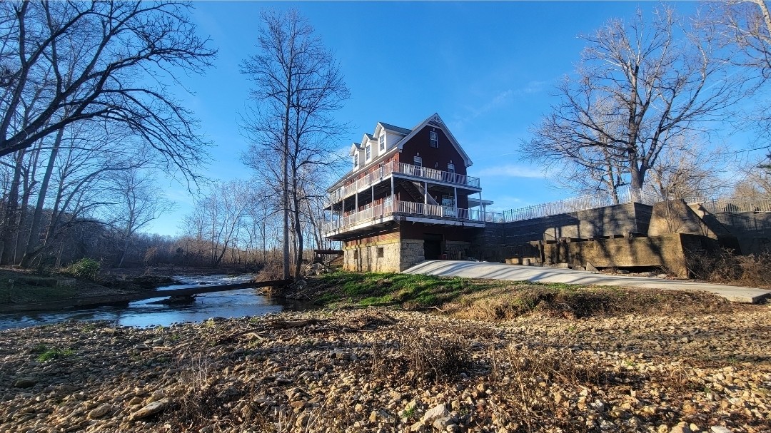 397 Bluff Springs Rd