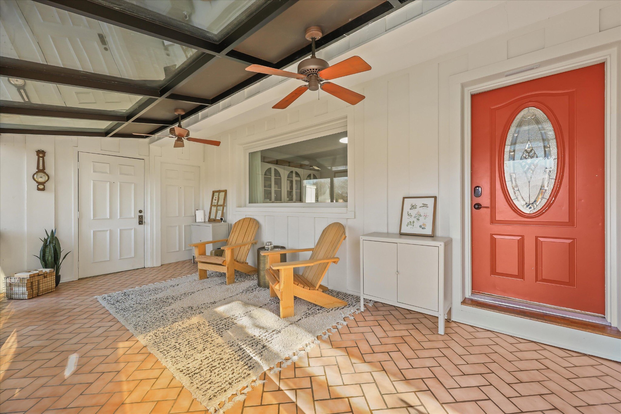 565 Hillcrest Circle