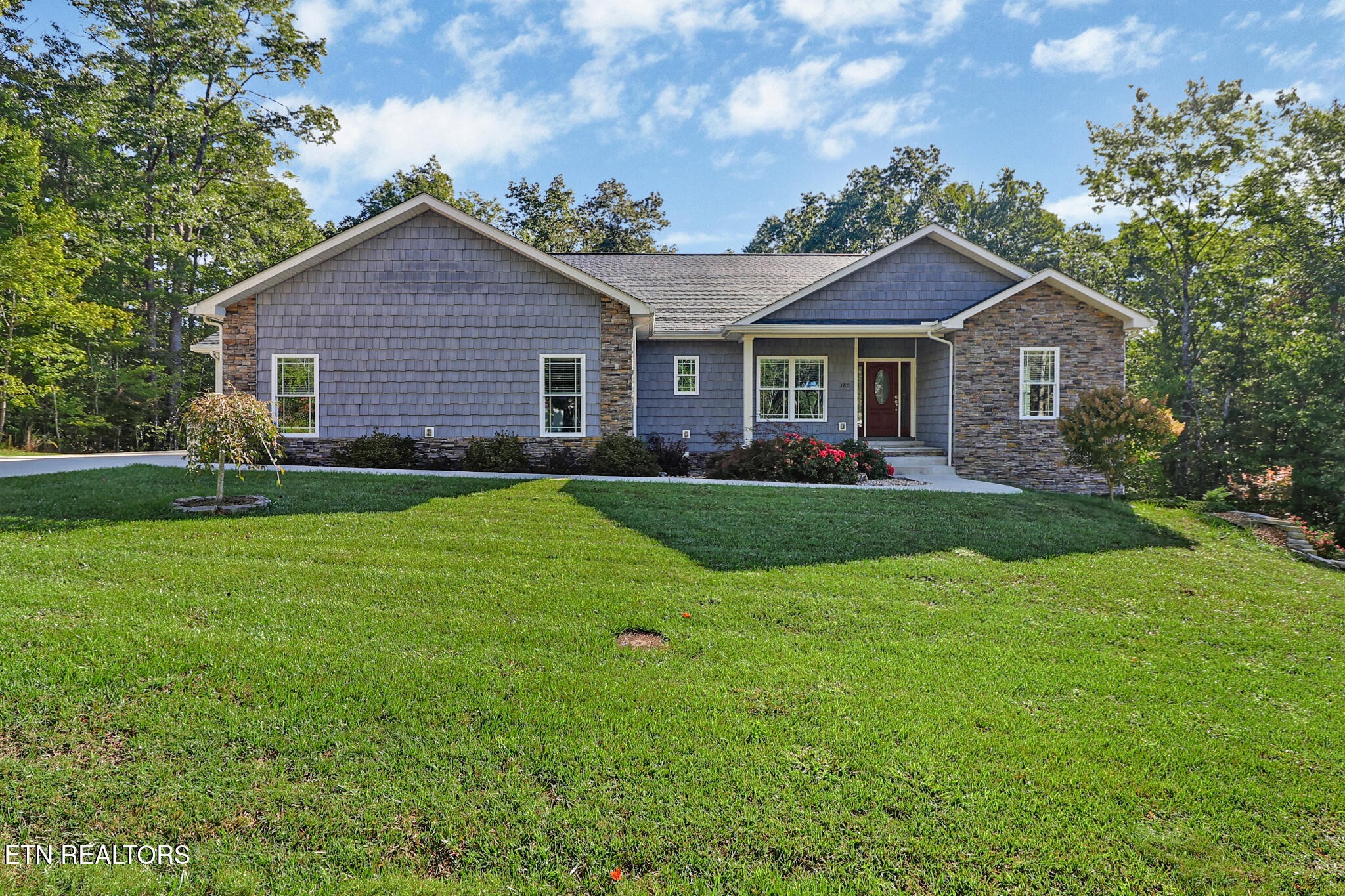 380 Mountain Preserve Pkwy
