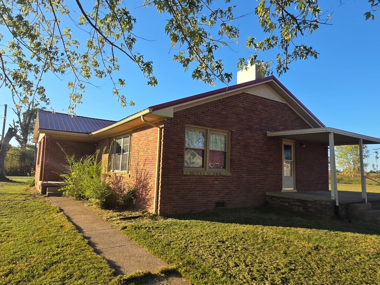 126 Dunn Rd
