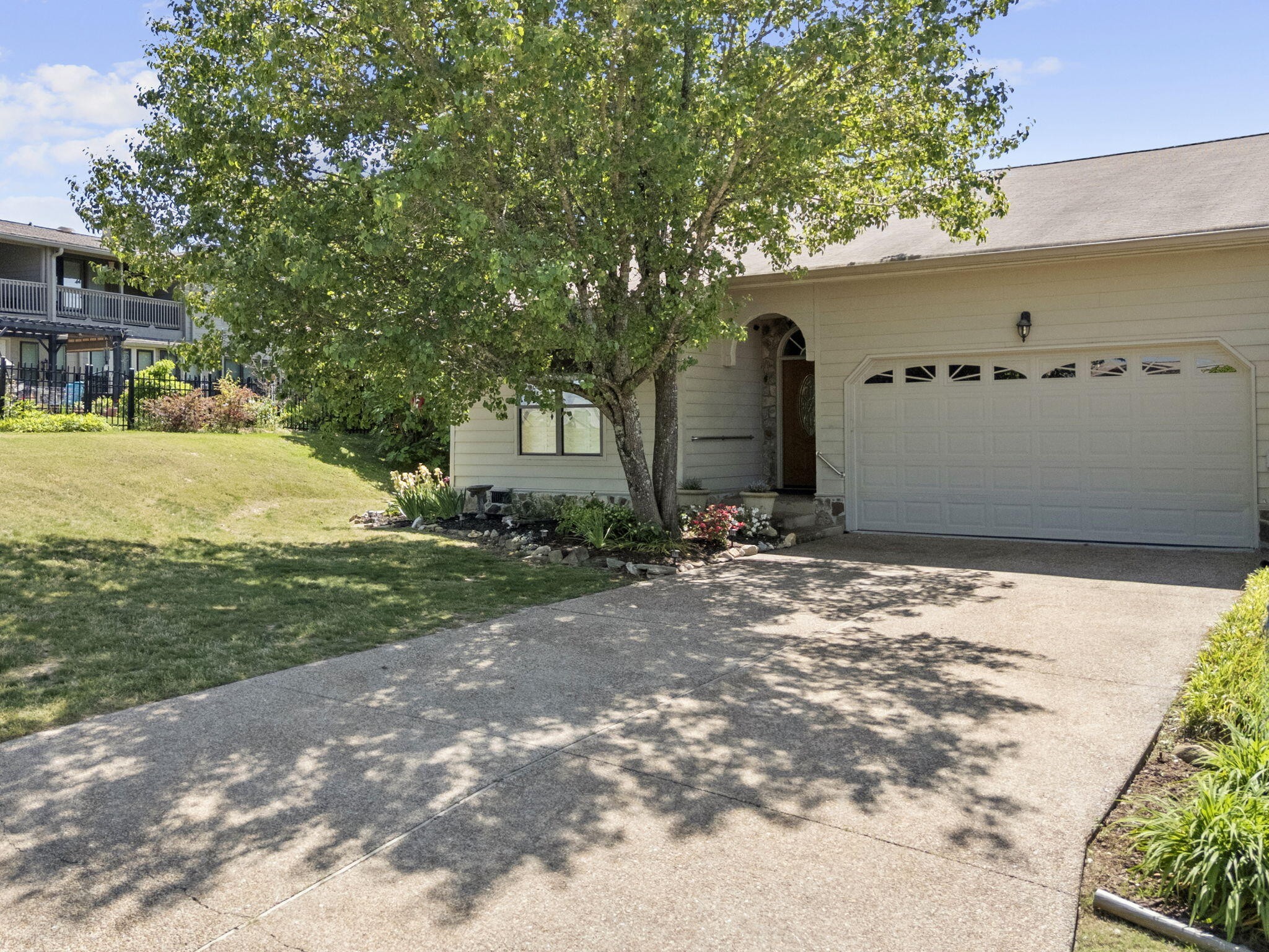 7001 Sawgrass Court