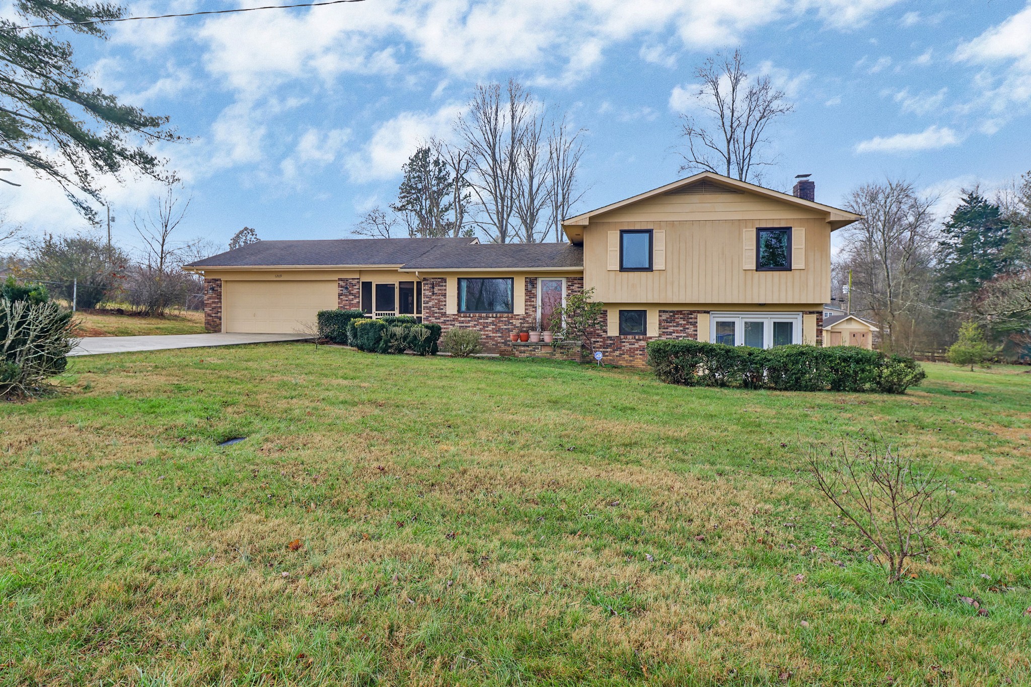 1209 Sequatchie Rd
