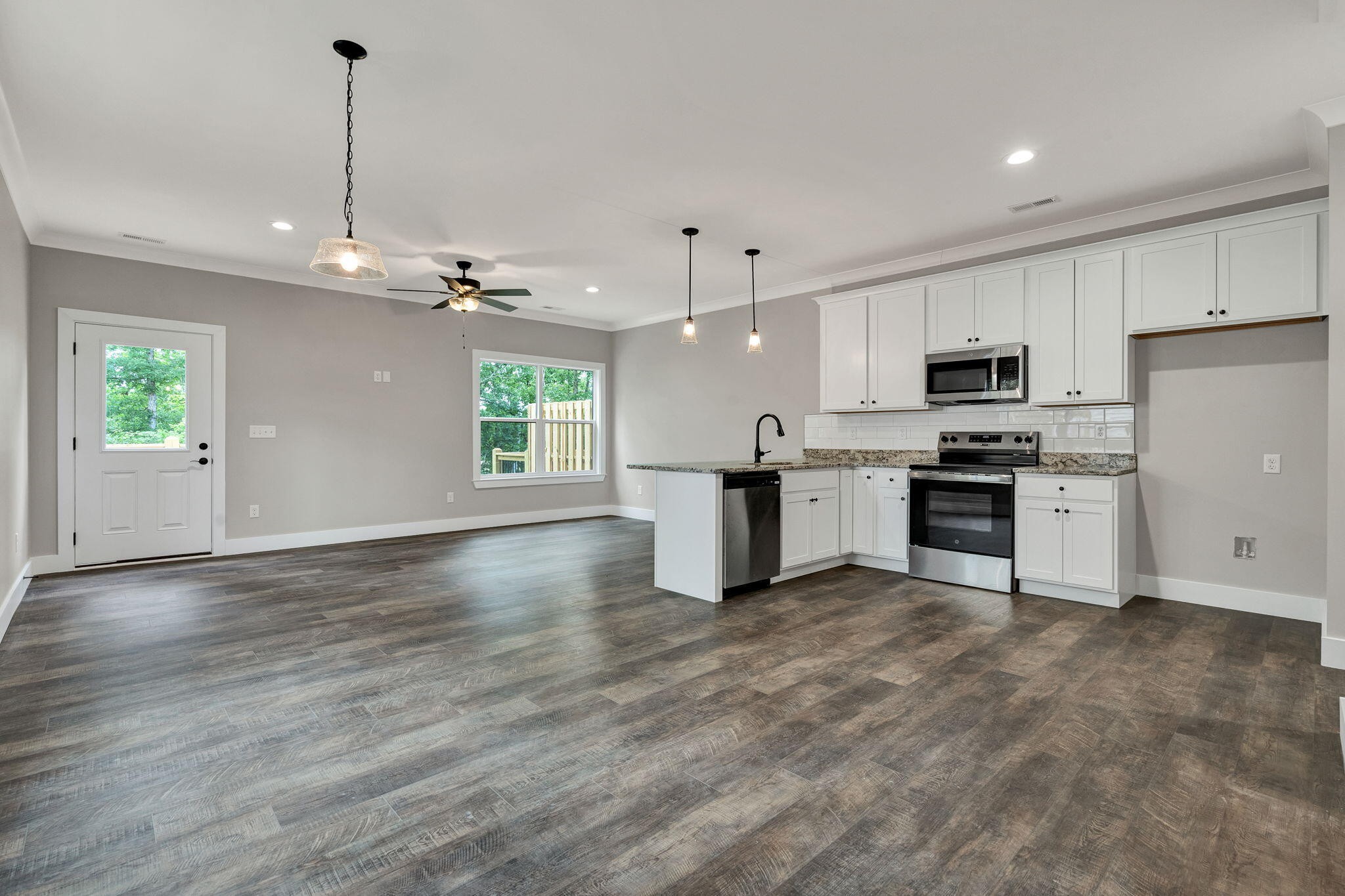 3024 Three Creeks Drive, NW
