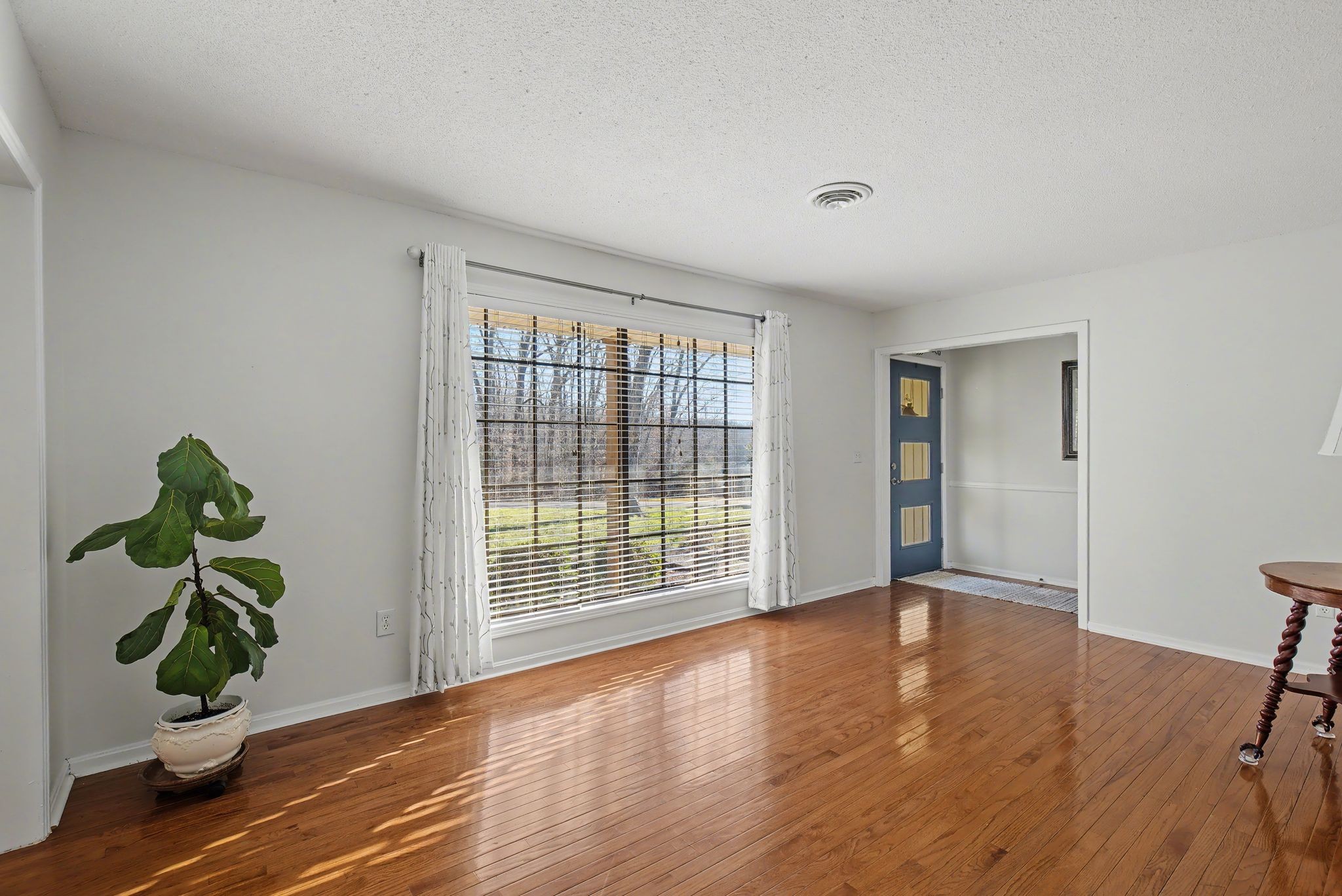 225 Hickory Hill Dr