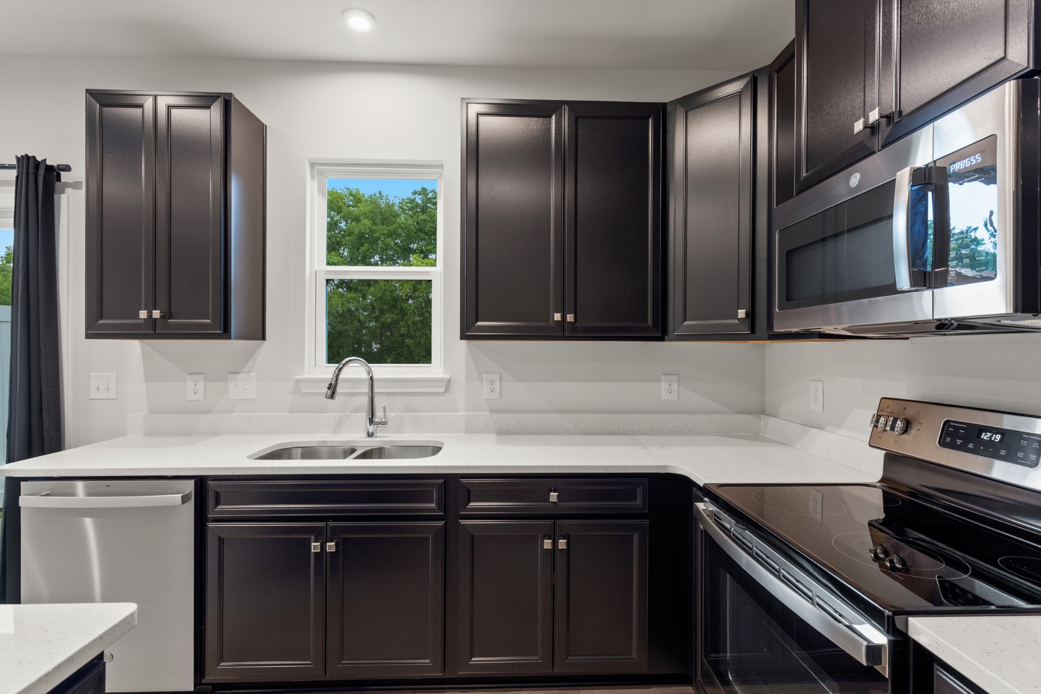 1177 Riverbrook Dr