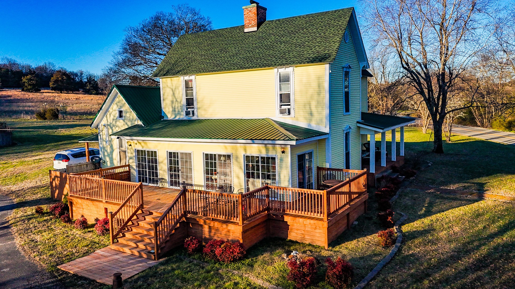 963 Liberty Pike