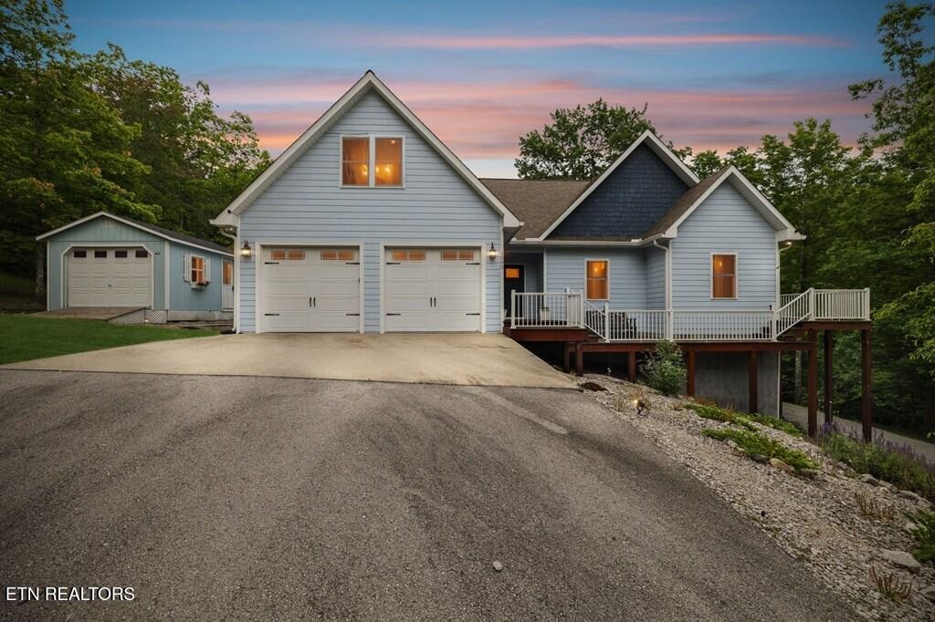 1092 Grandview Way