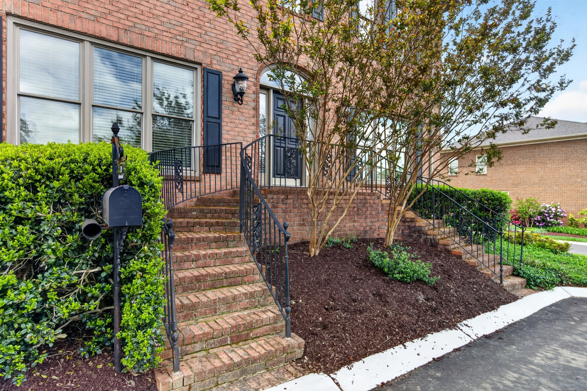 120 Abbottsford