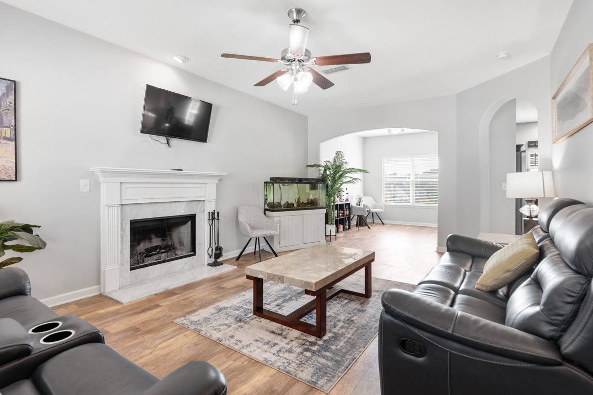 1304 Busiris Dr