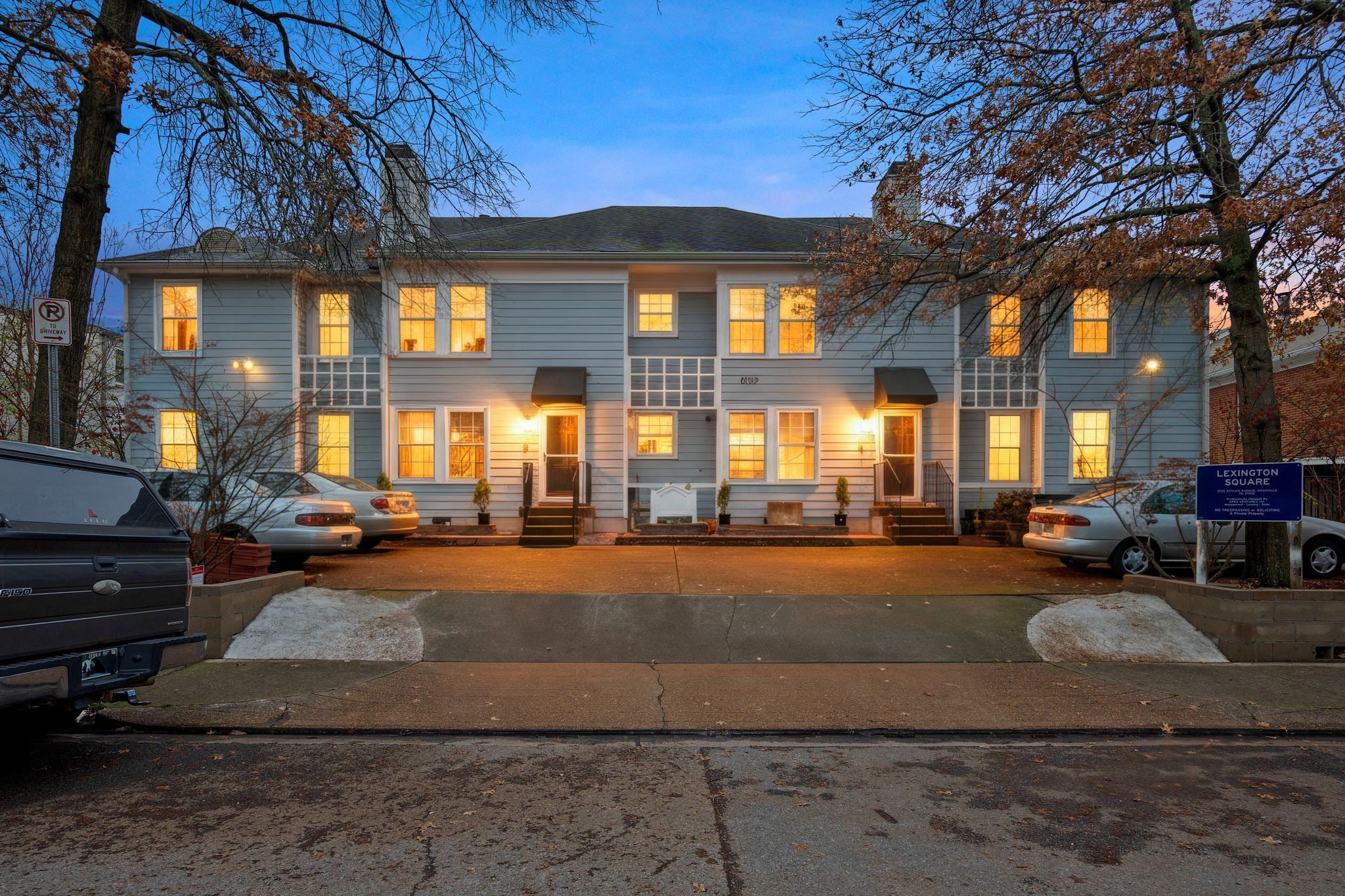 2135 Acklen Ave