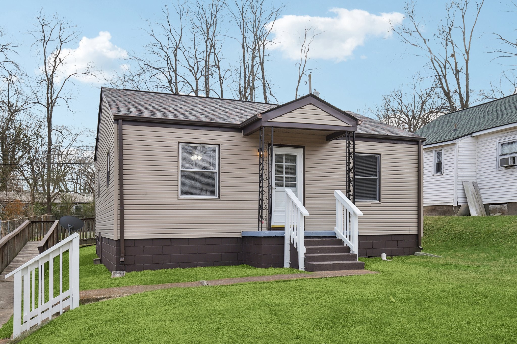 172 Hadley Dr