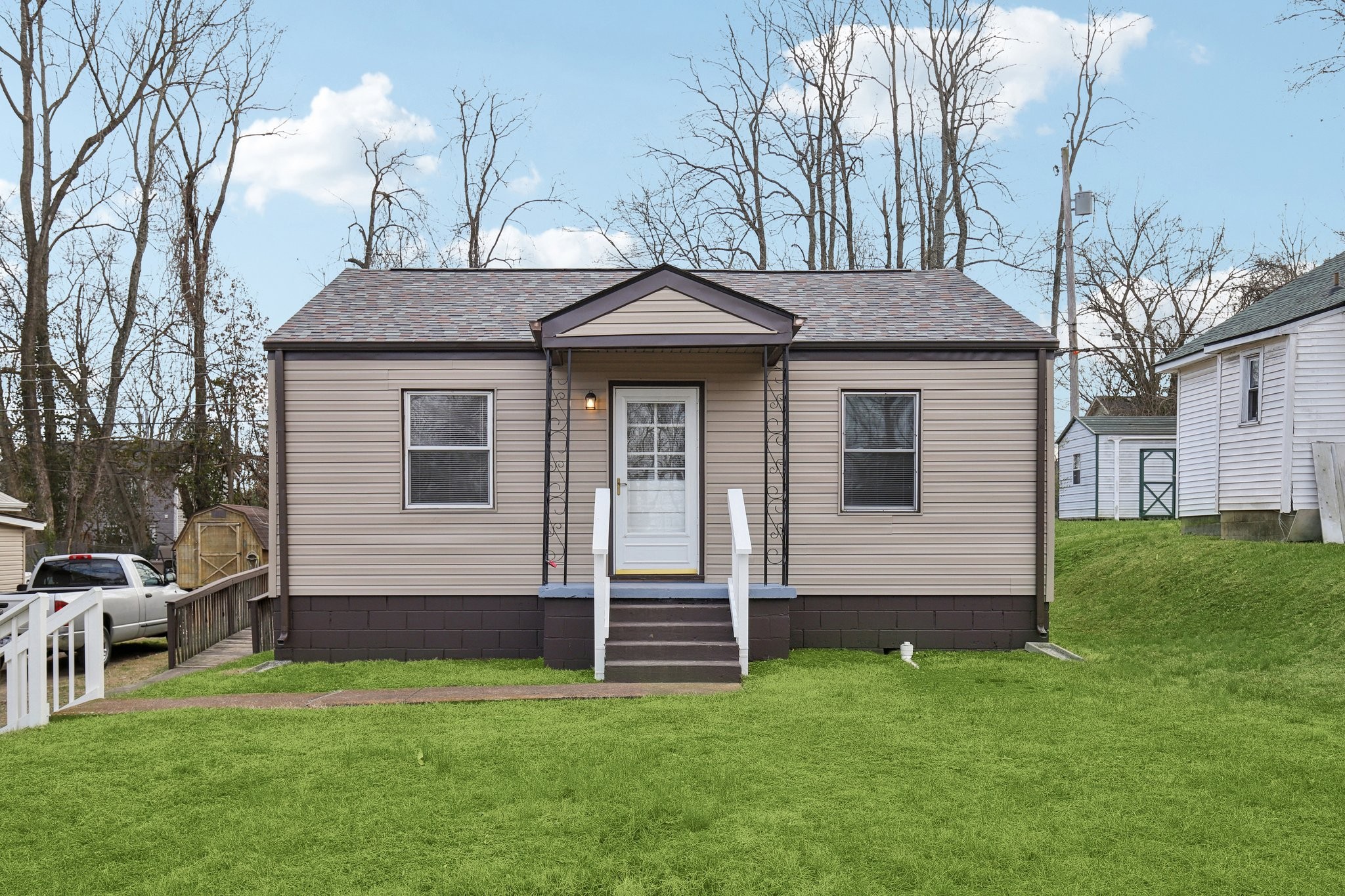 172 Hadley Dr