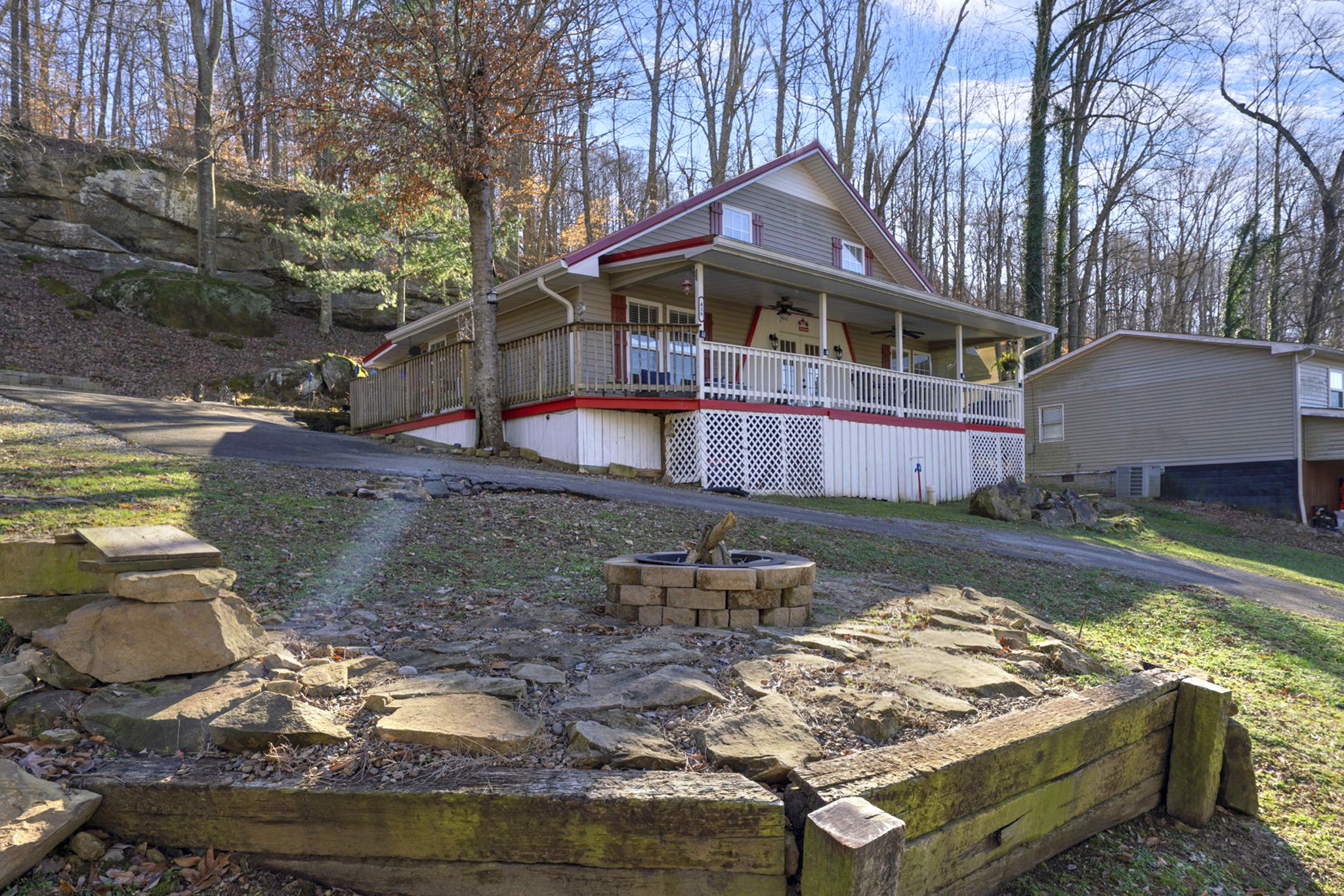 419 Jackie Dukes Dr