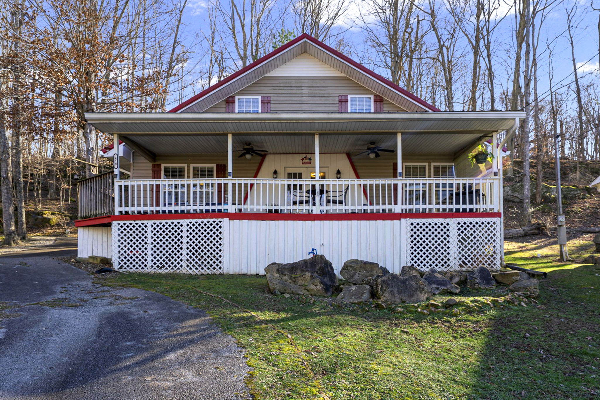 419 Jackie Dukes Dr