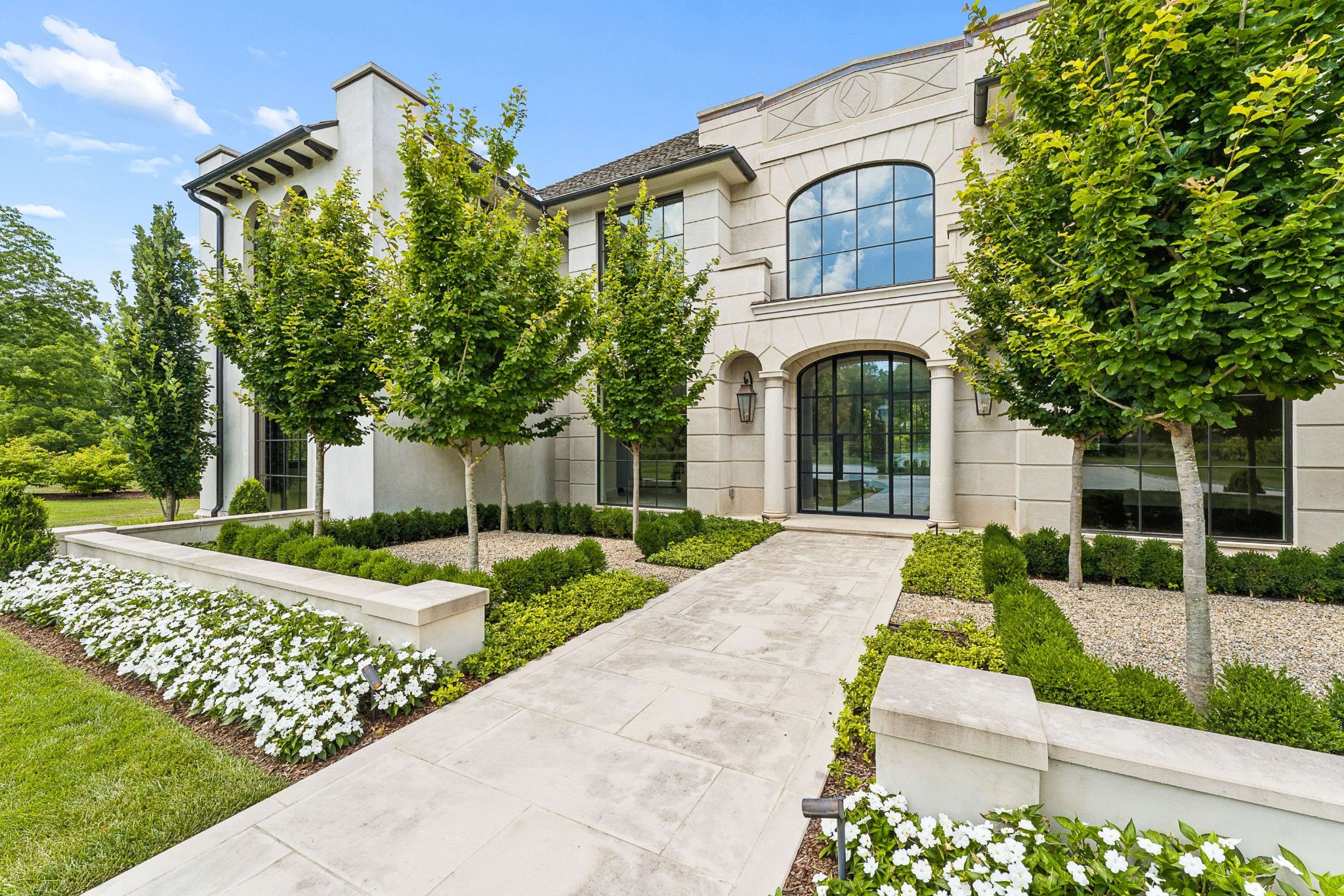 533 Belle Meade Blvd