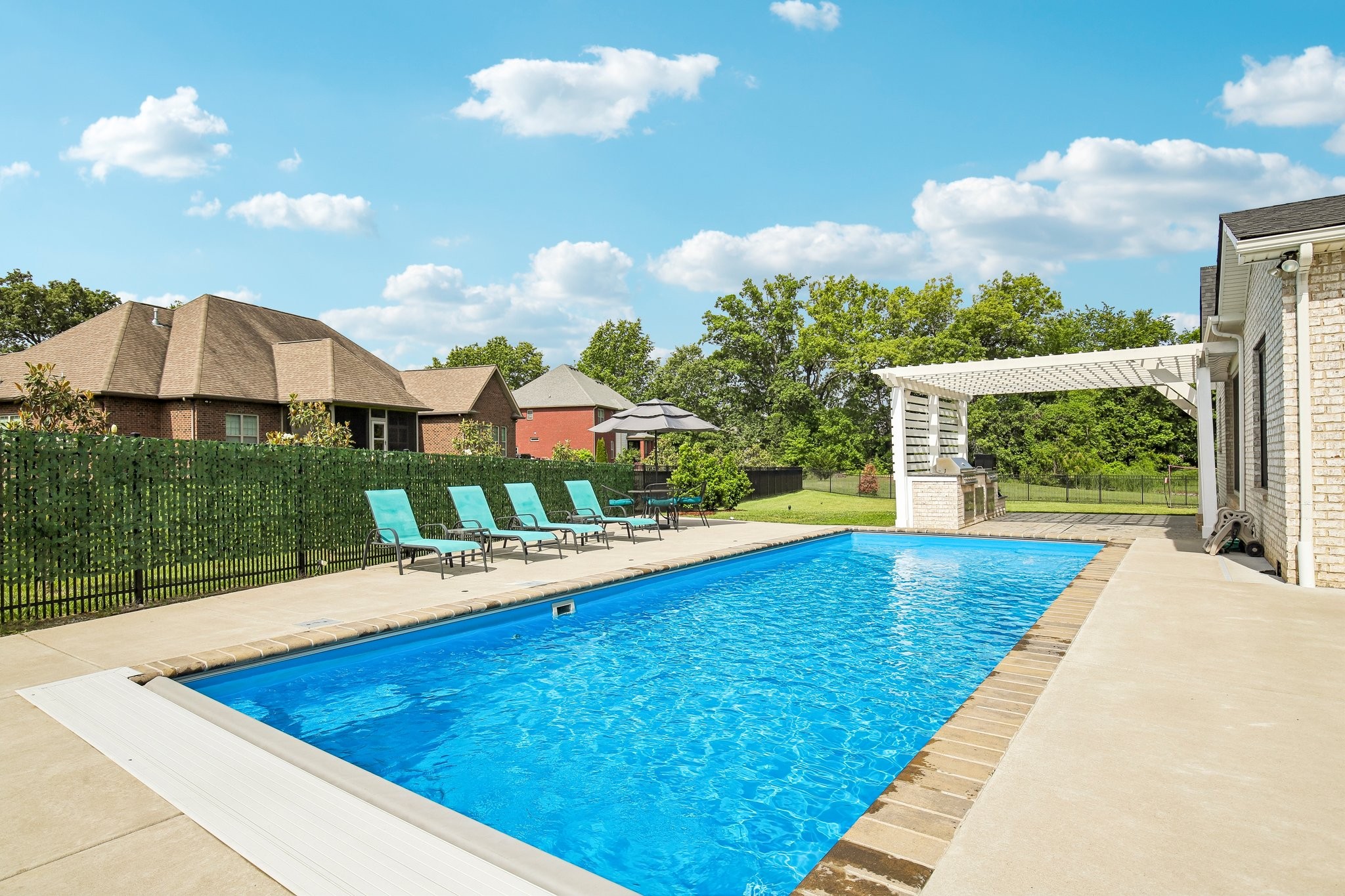 3166 Fern Croft Ln