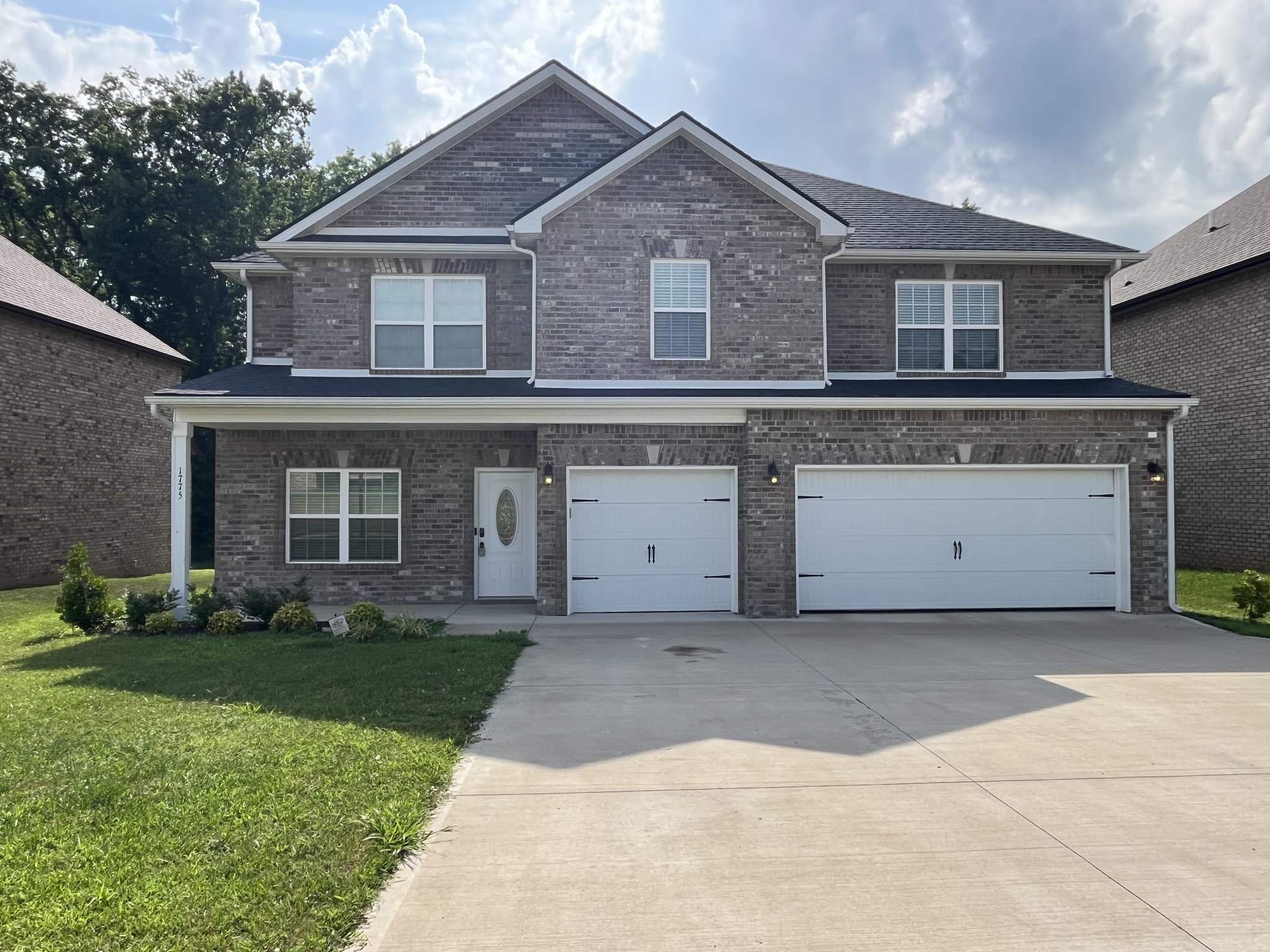 1775 Oak Forest Dr