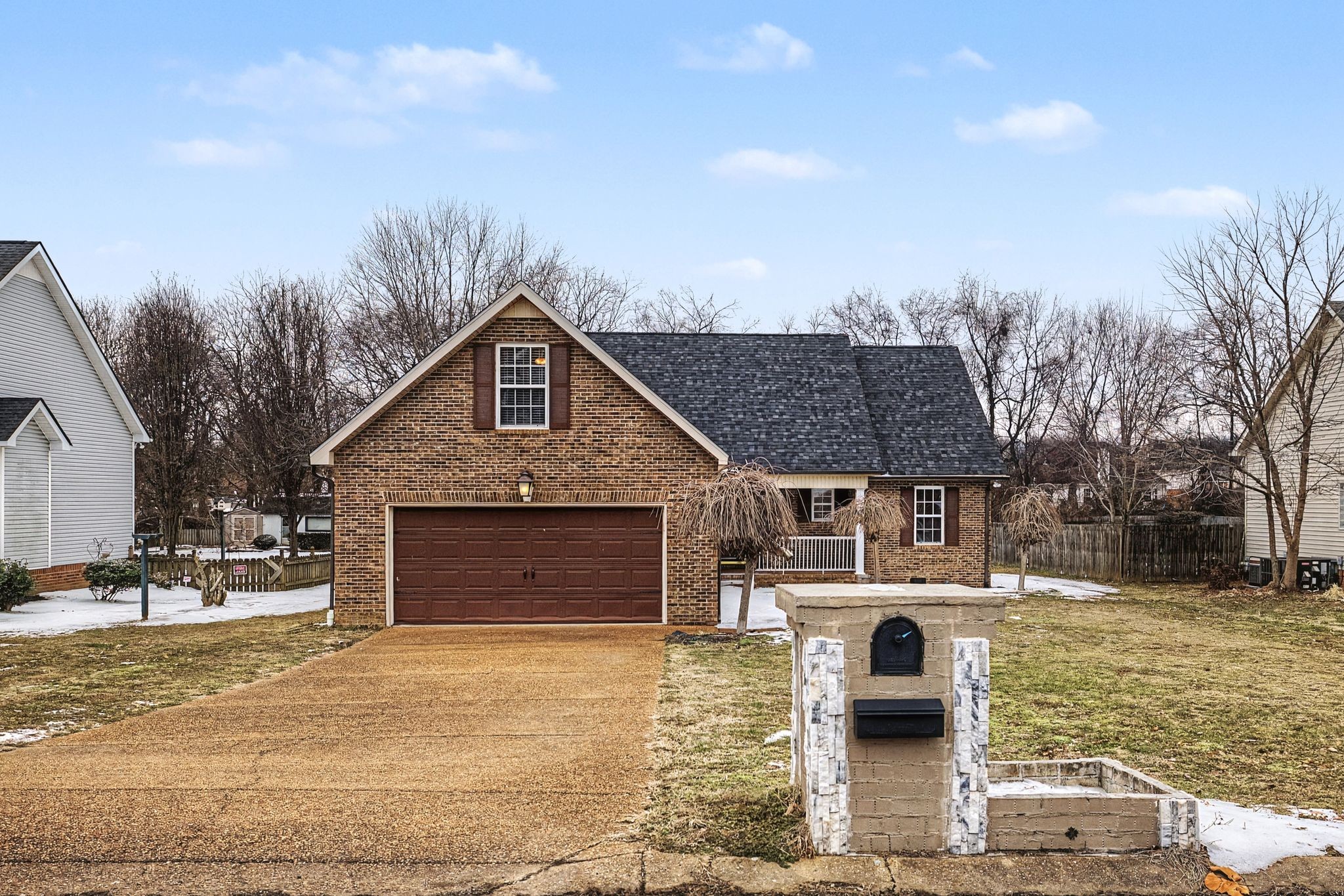 1909 Amacher Dr