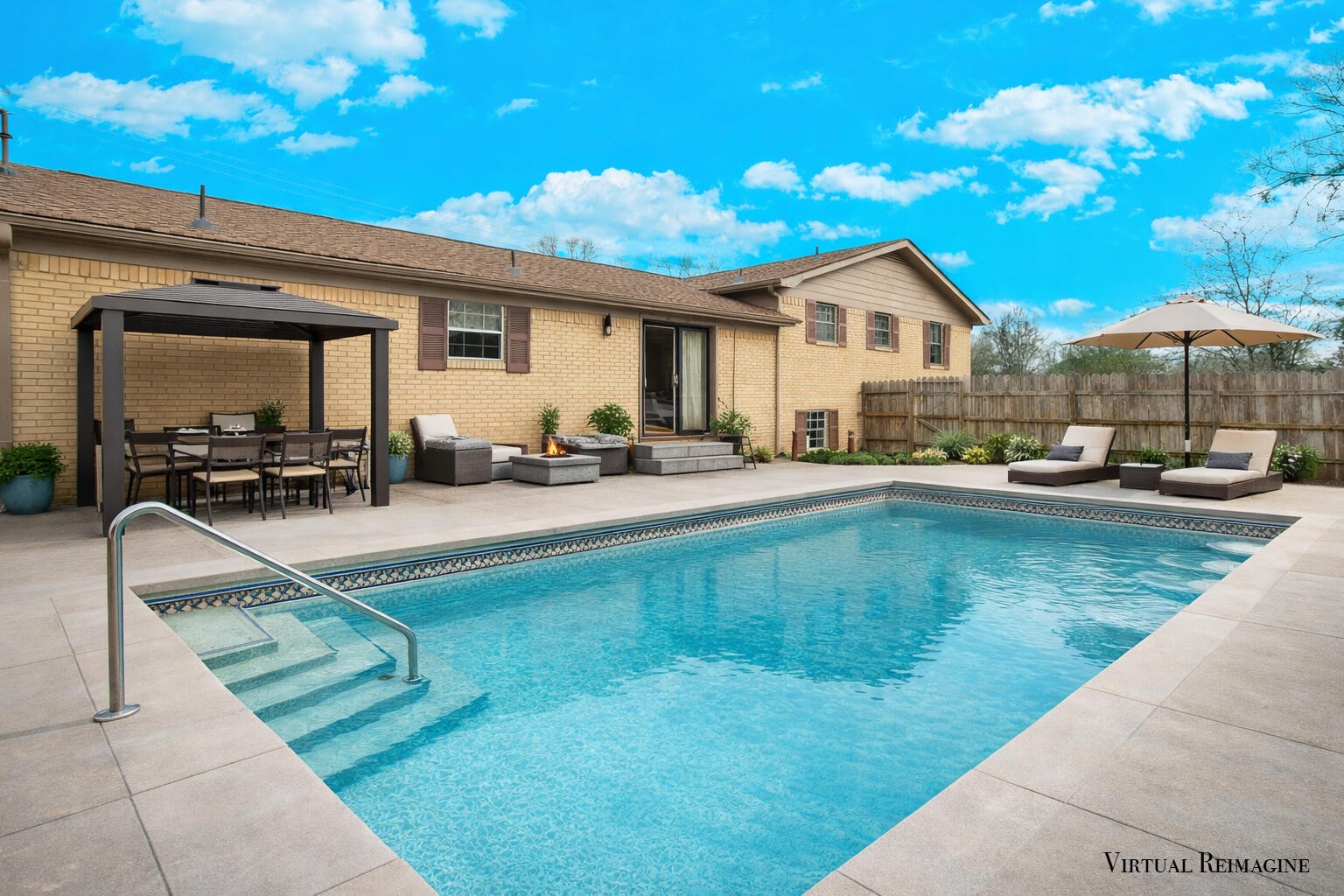 2010 Falcon Lane, SE