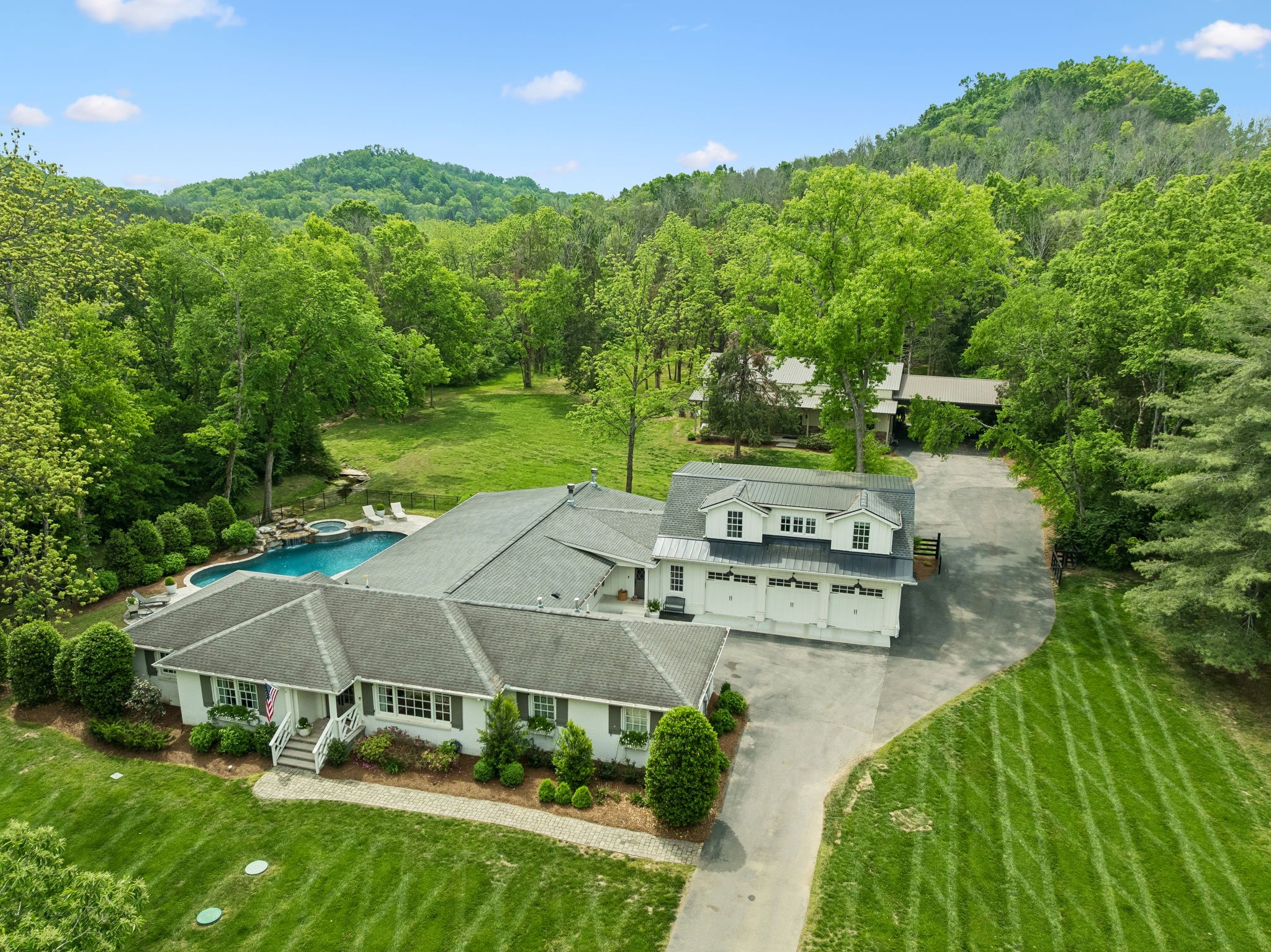 2151 Hillsboro Valley Rd