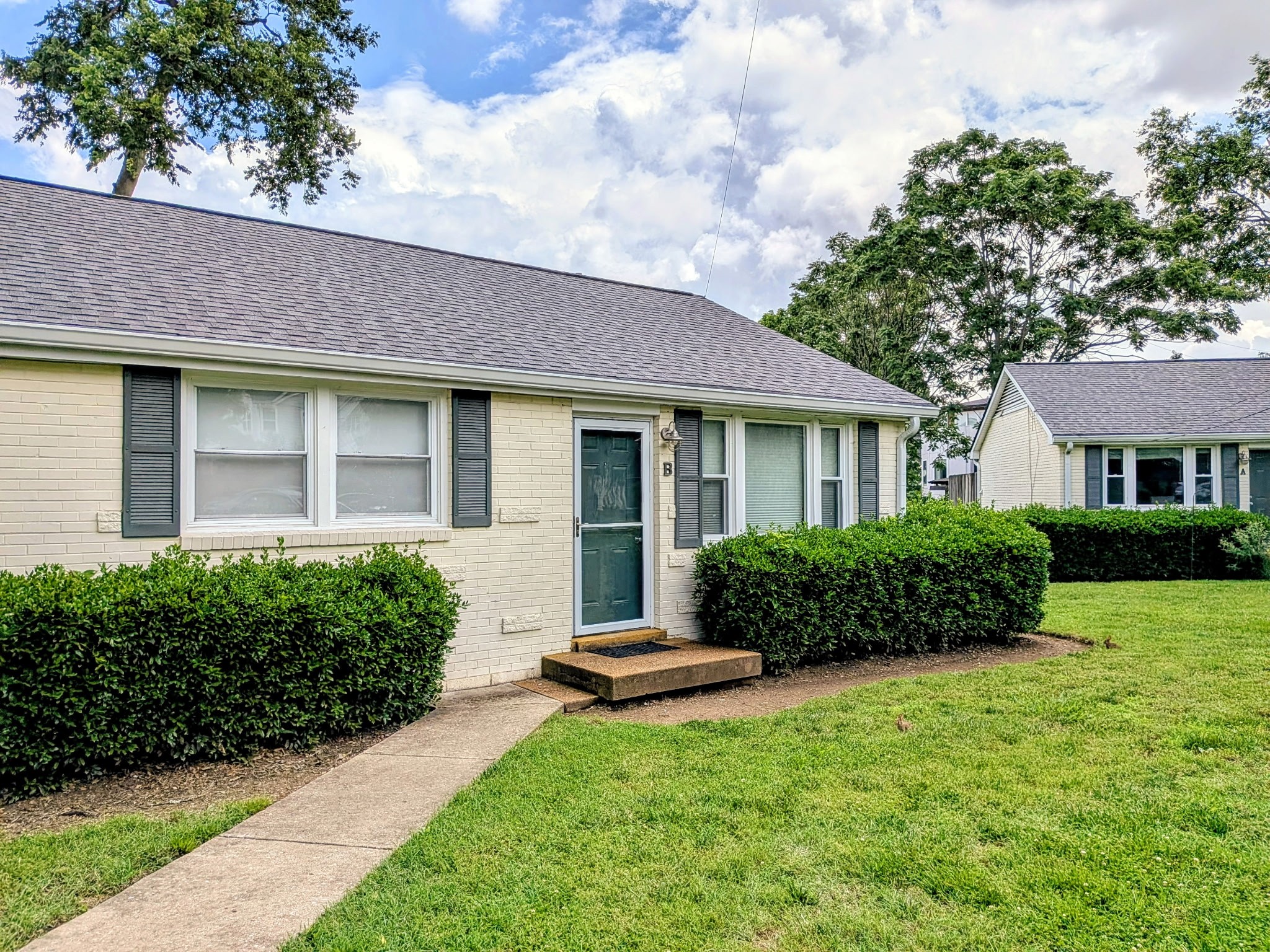 804B Knox Ave
