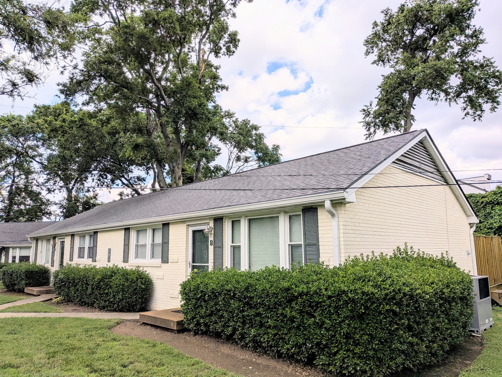 804B Knox Ave