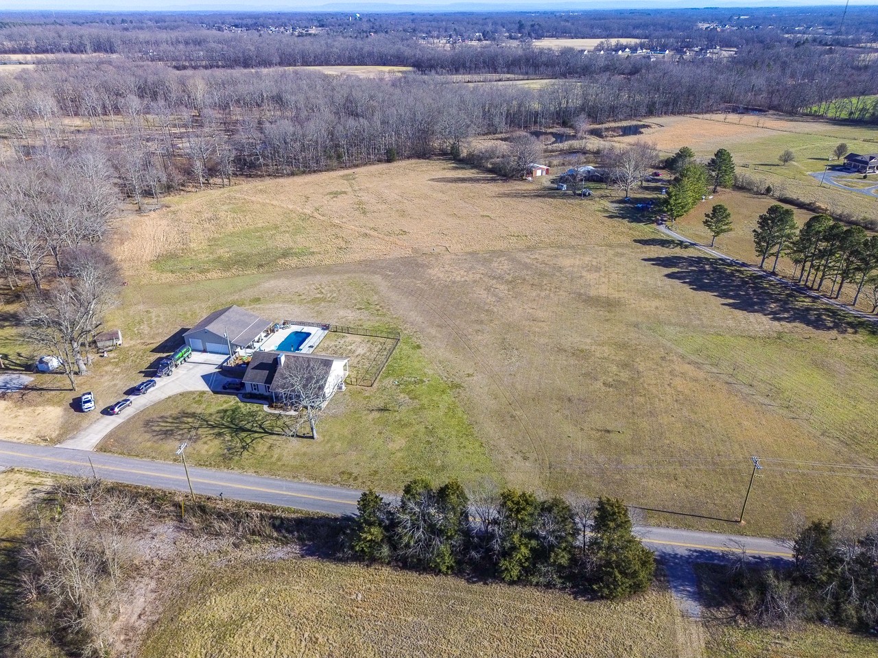 182 Old Camargo Rd