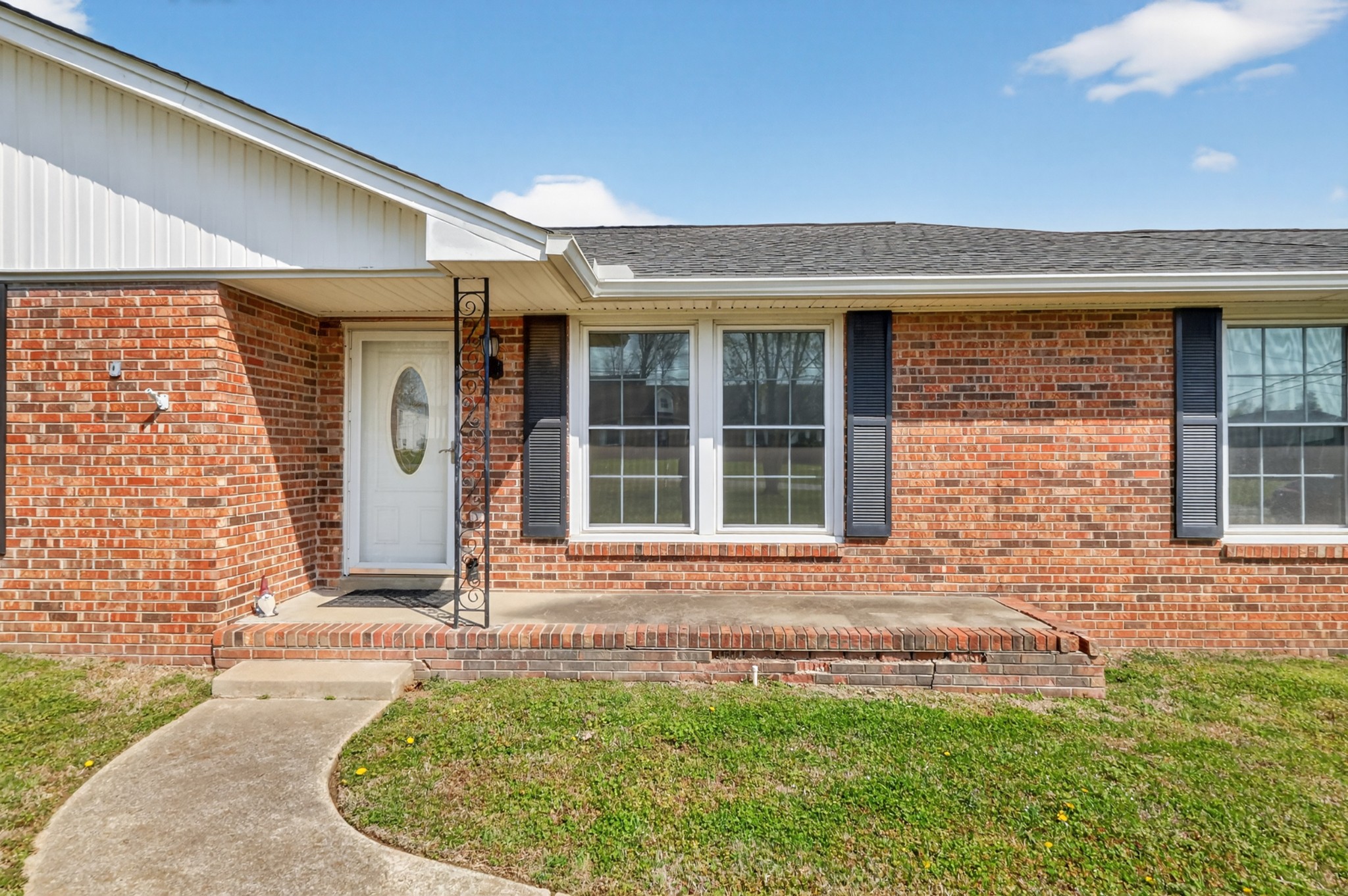 1305 Clearview Dr
