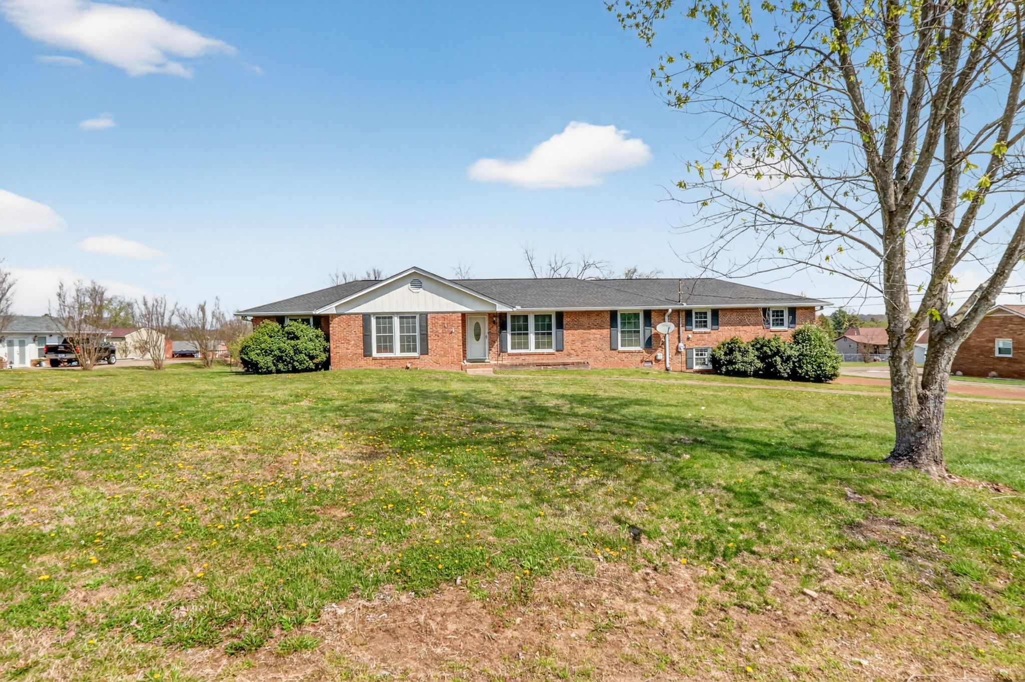 1305 Clearview Dr