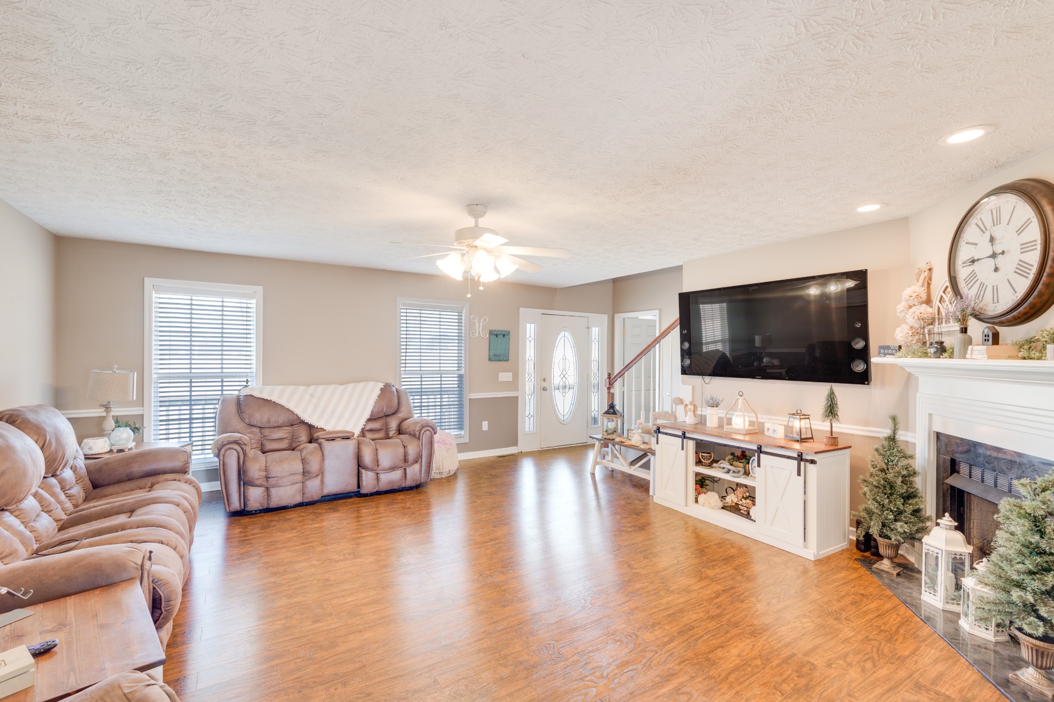 100 Creighton Pl