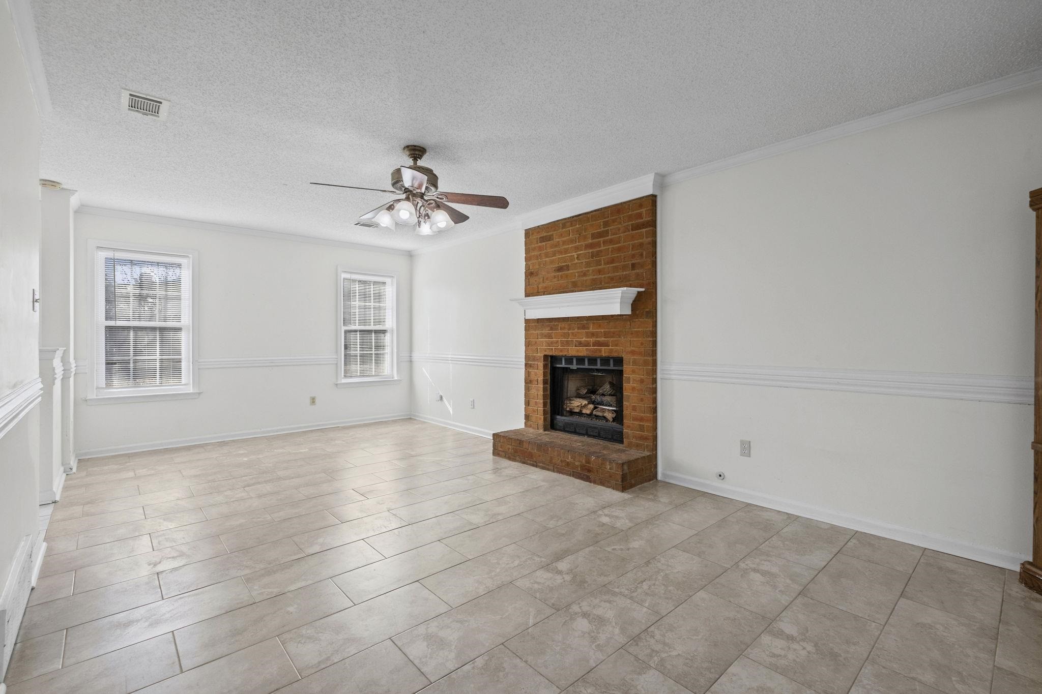 5875 SYCAMORE MANOR CV