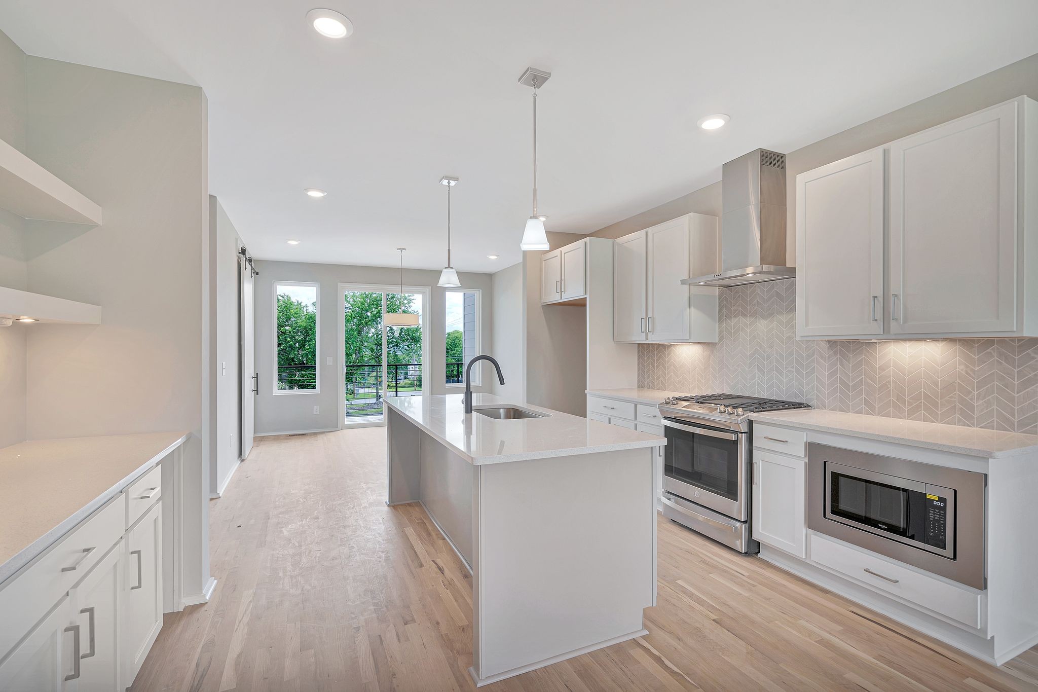 2242 Whites Creek Pike