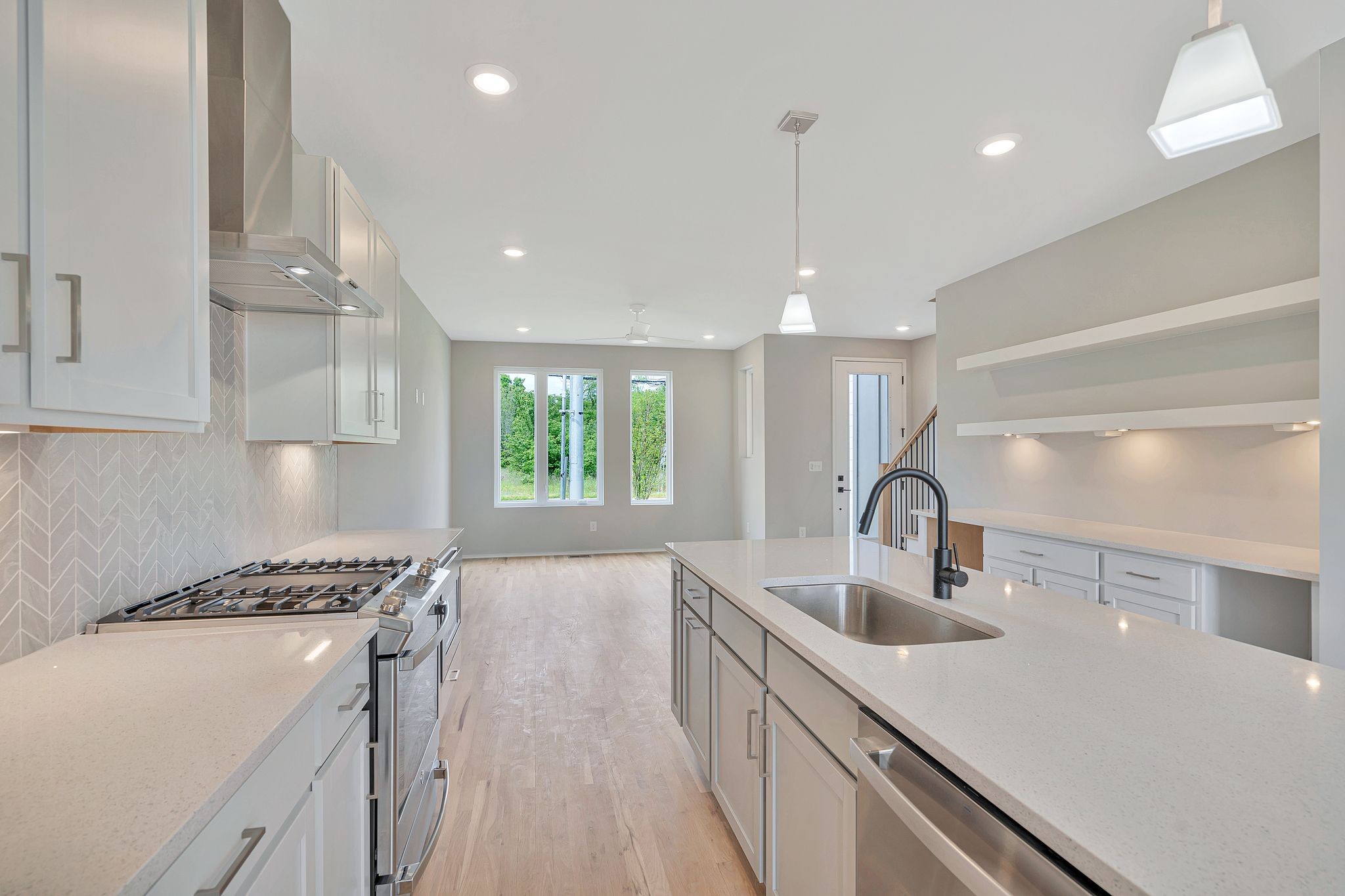 2242 Whites Creek Pike