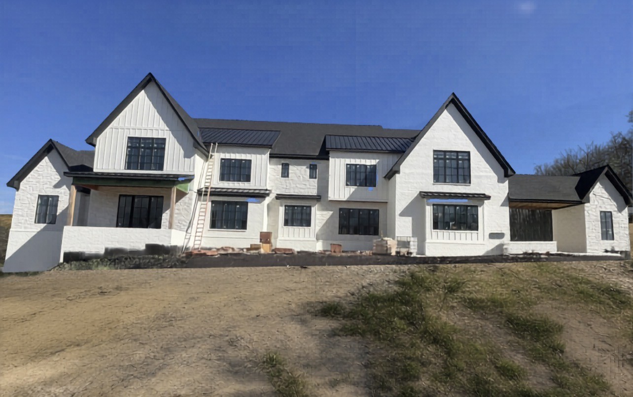 1948 Silver Fox Rd