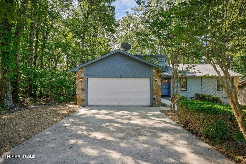 334 Lakeview Drive