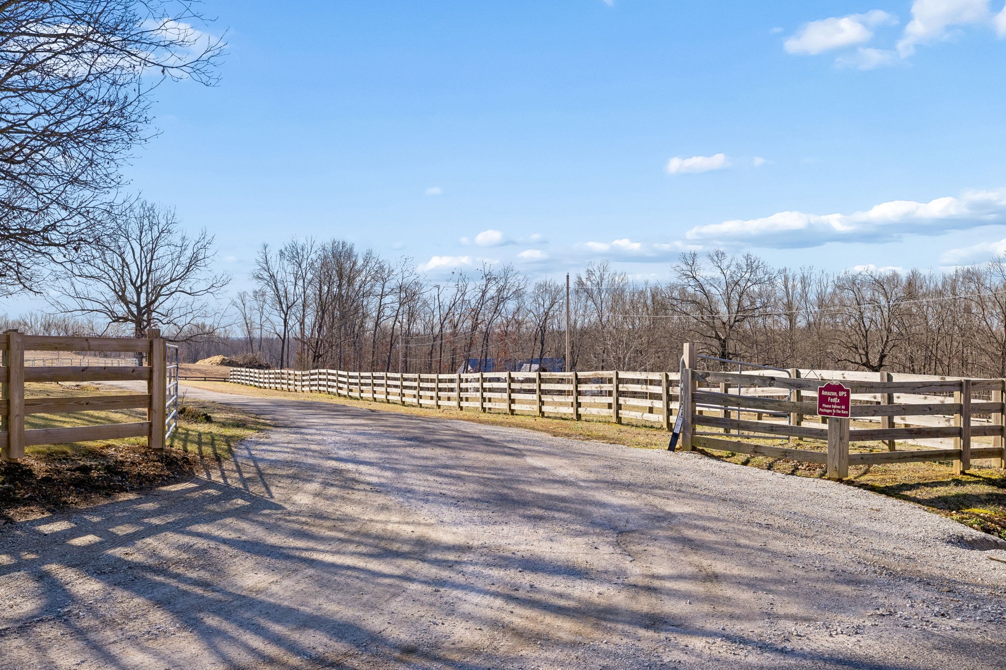 155 W Piney Rd