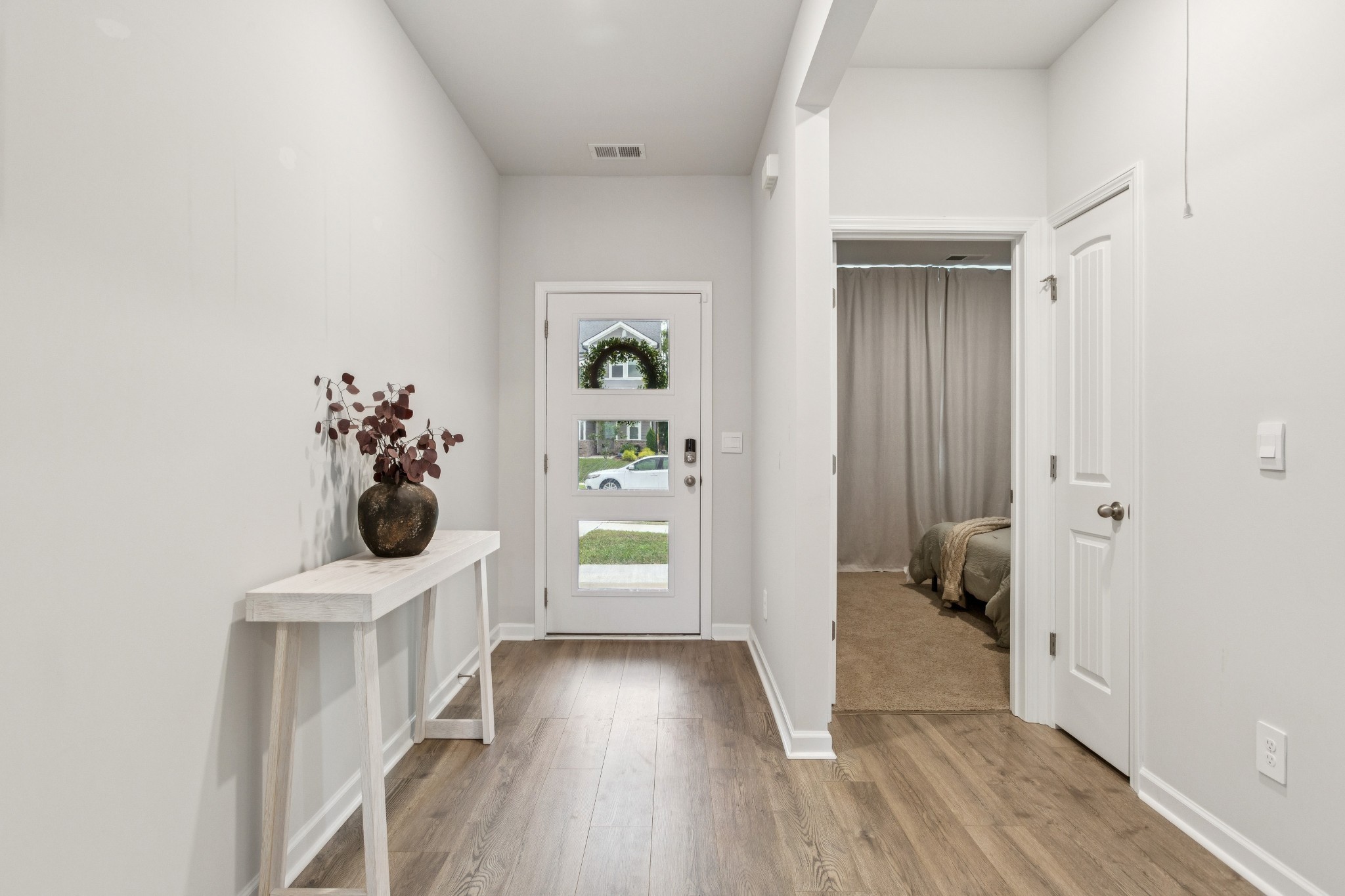 2053 Mackinac Bend