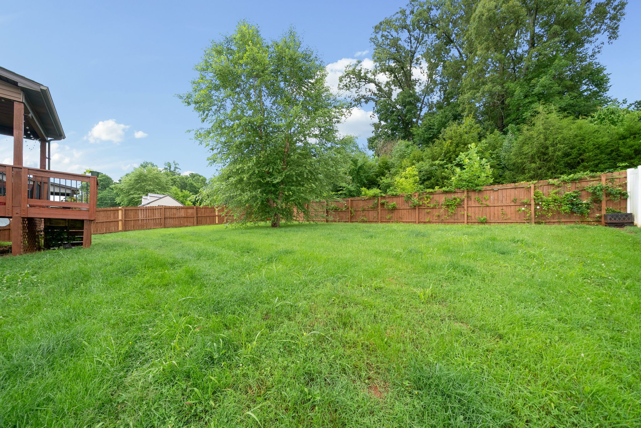 1284 Viewmont Dr