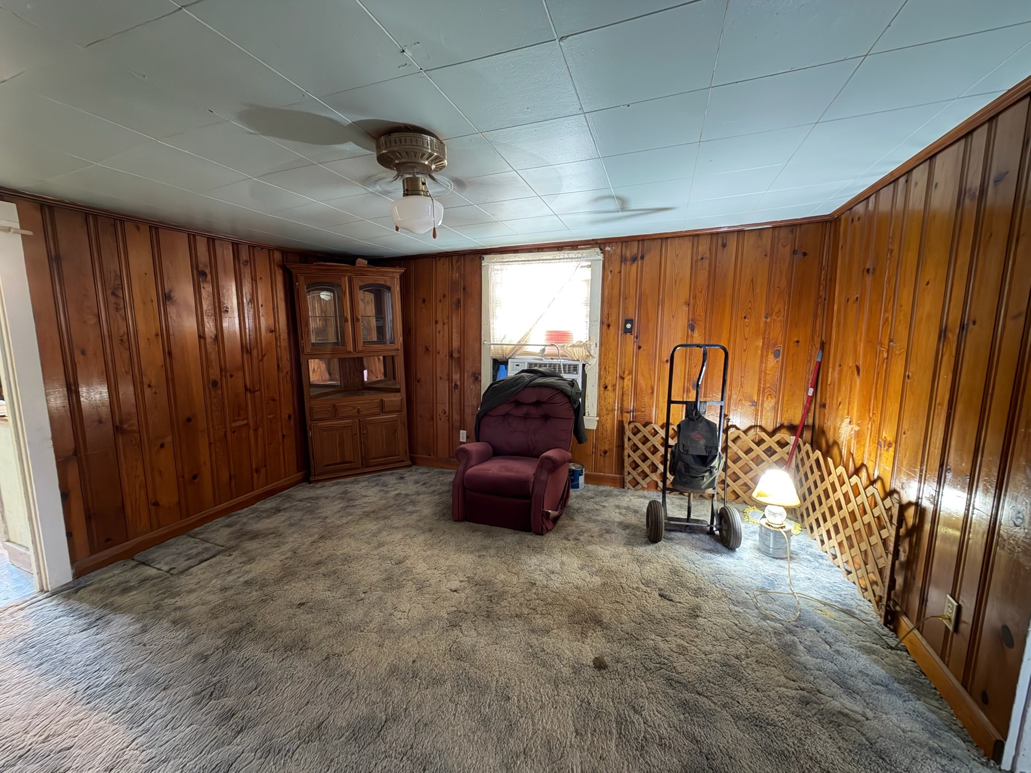 355 Laurel St