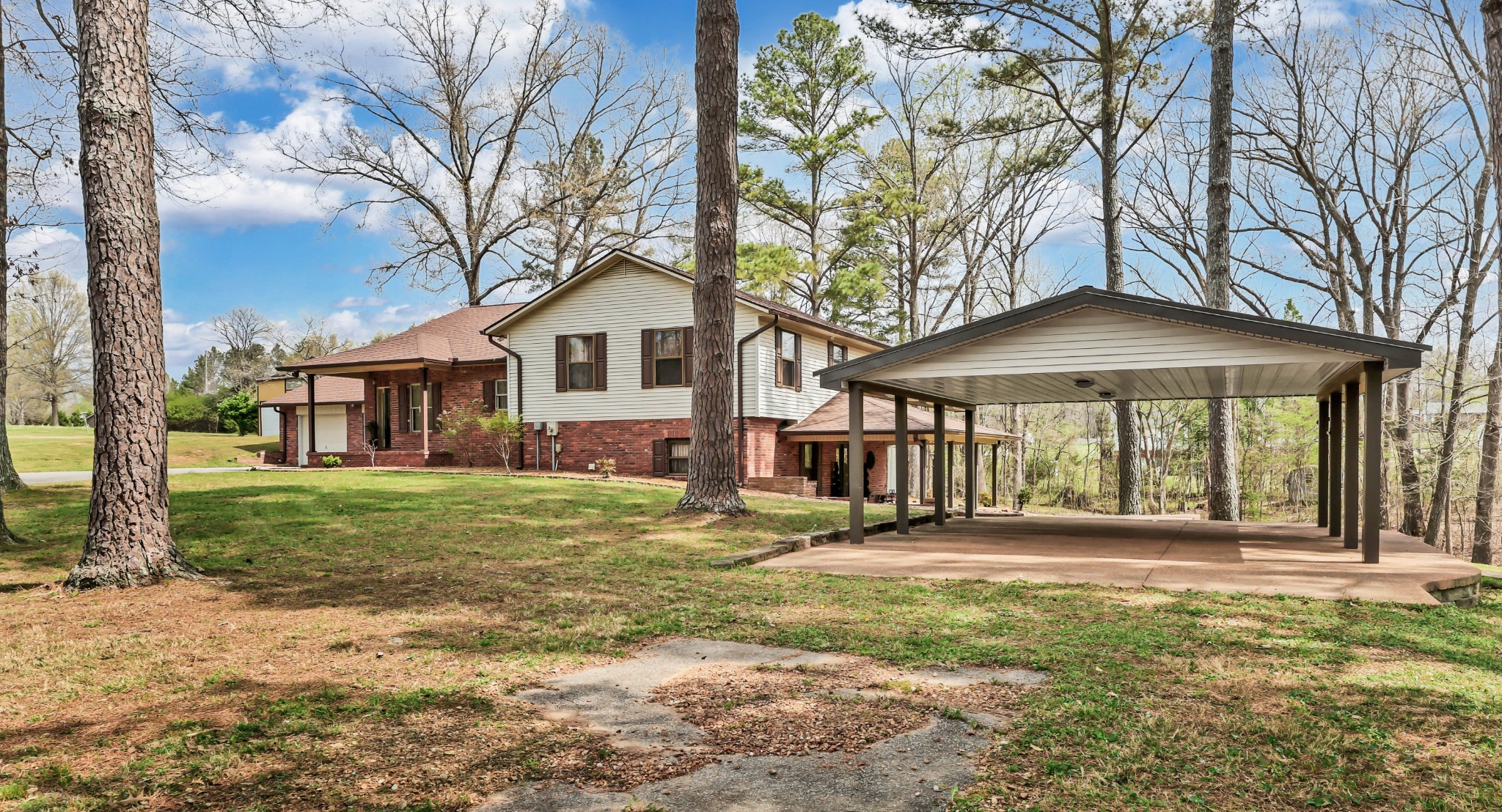 115 Mostly Locust Dr