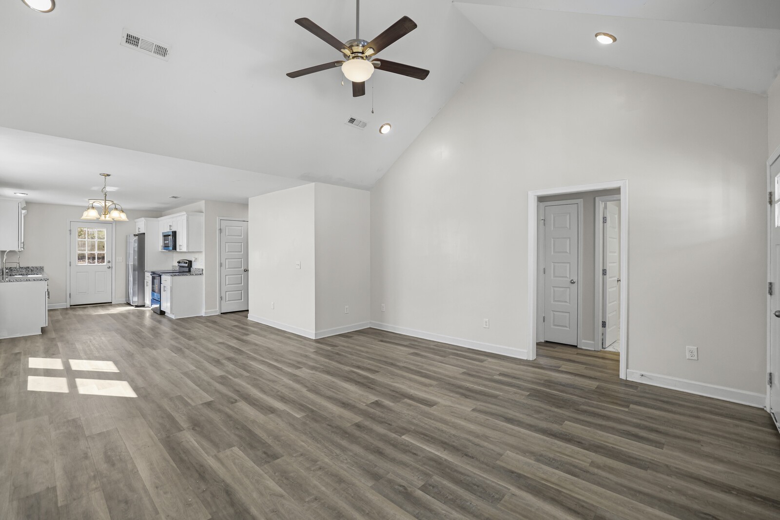 294 Morton Ave