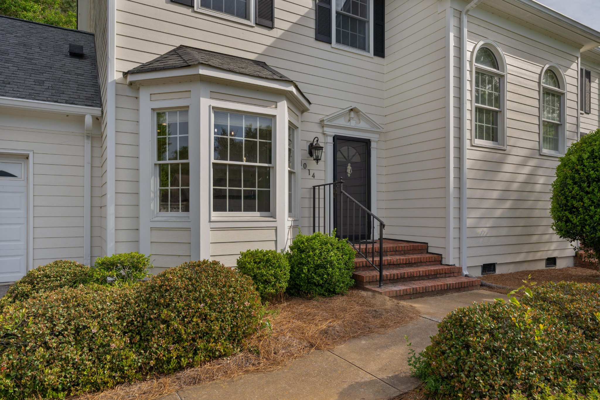 1014 Ariel Lane