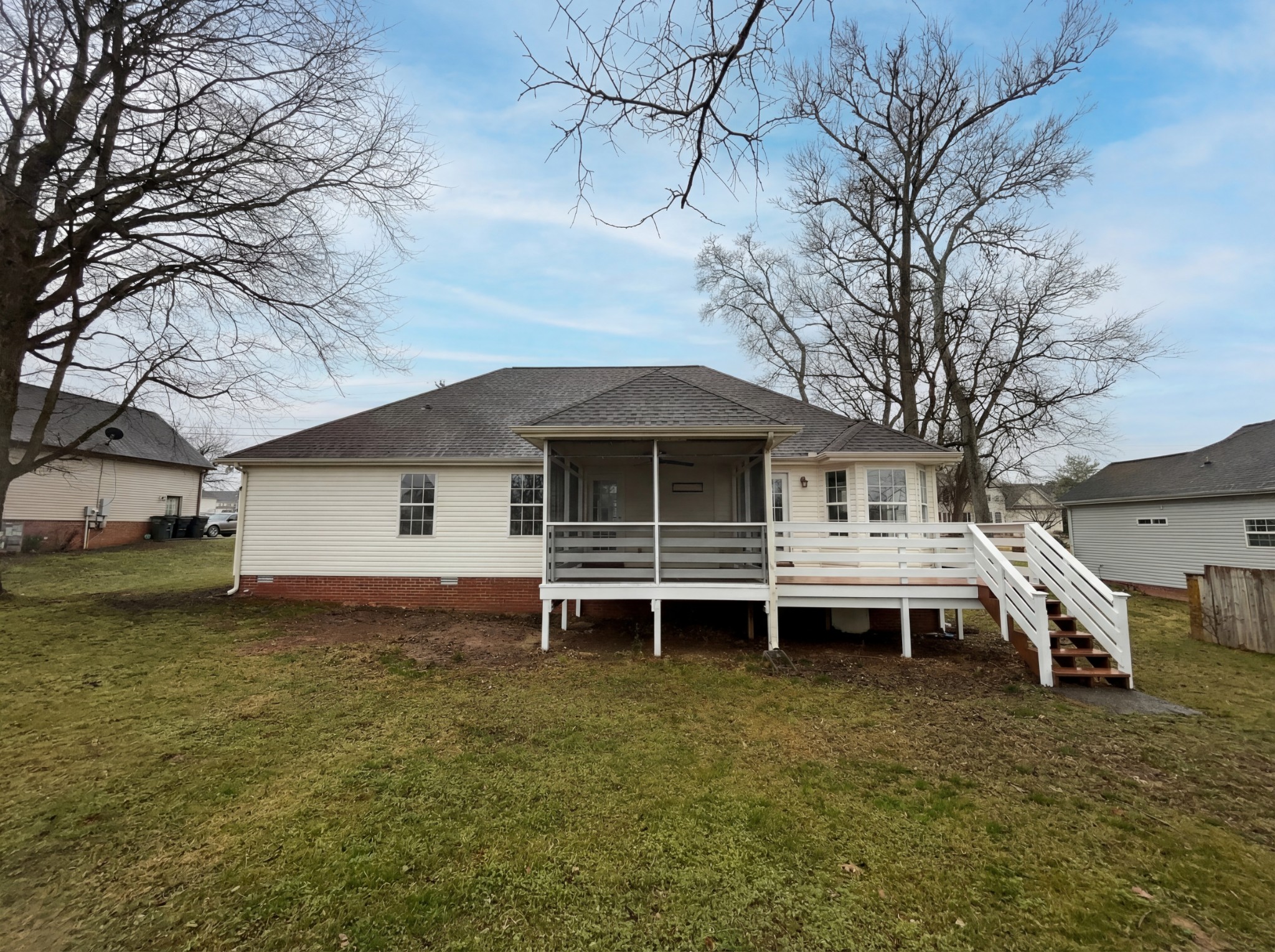 403 Buckingham Blvd