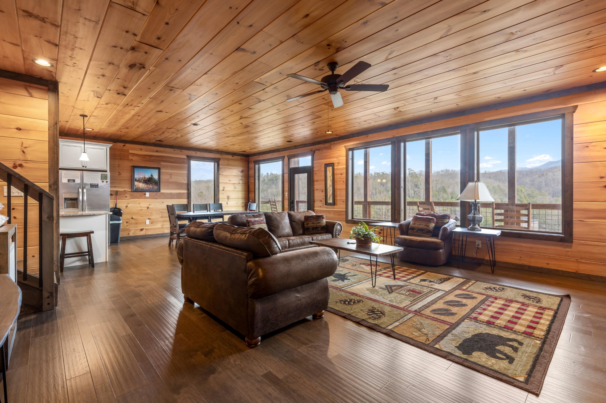4608 Dreamland Way